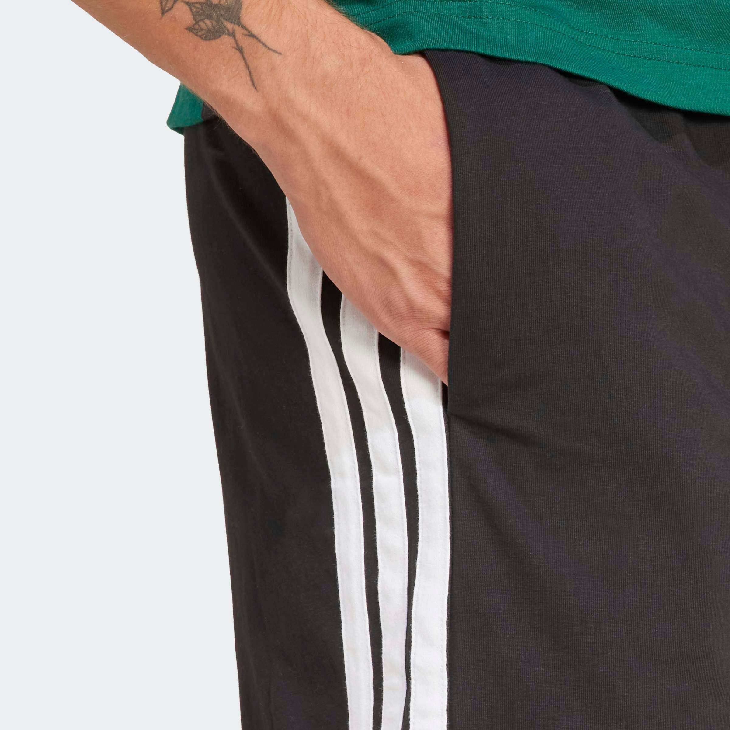 adidas Sportswear Shorts »M 3S SJ 7 SHO«, (1 tlg.), drei Streifen Trainingsshorts