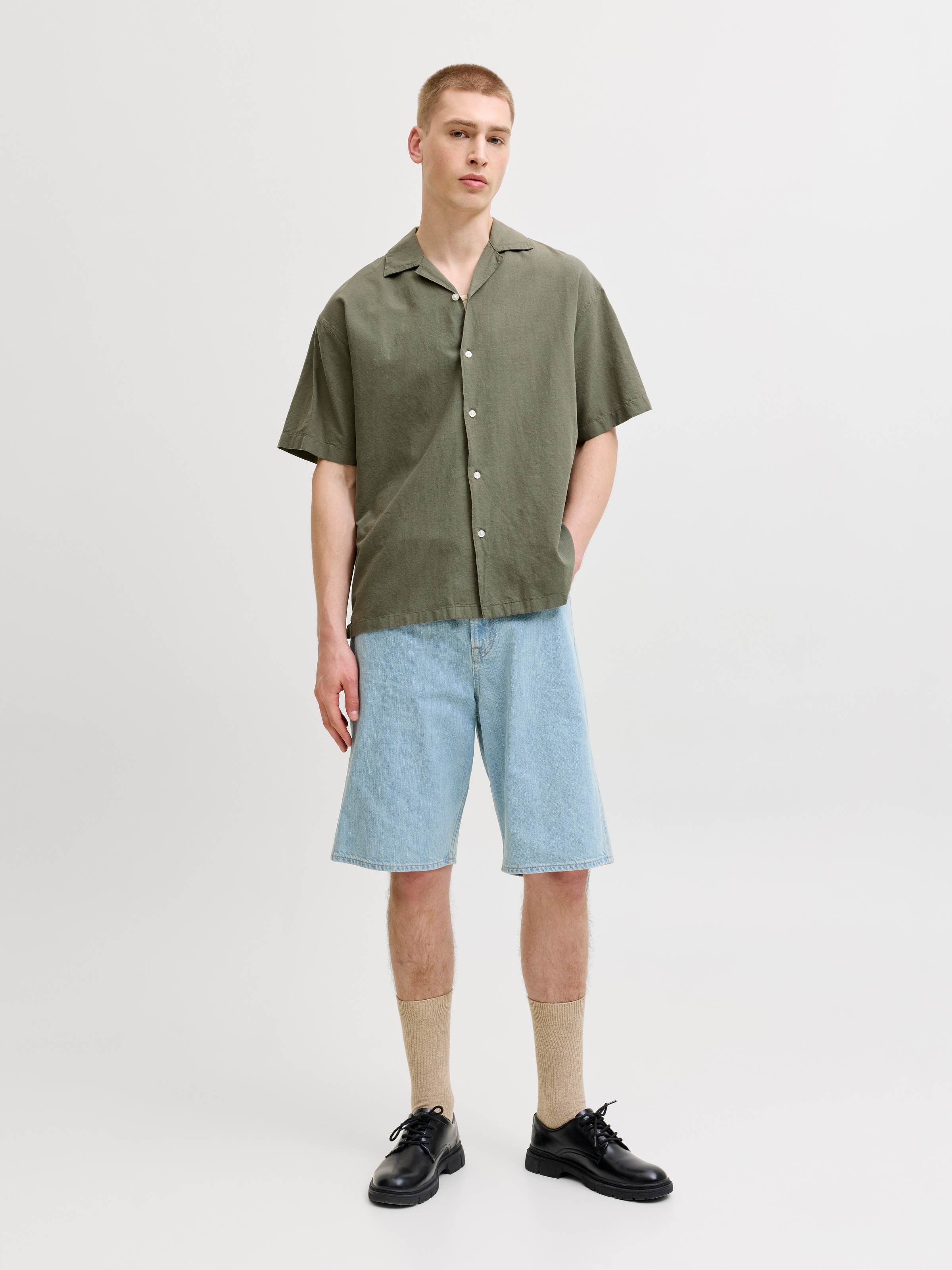 Jack & Jones Kurzarmhemd »JJEBREEZE LINEN BLEND RESORT SHIRT SS SN« mit Knopfleiste