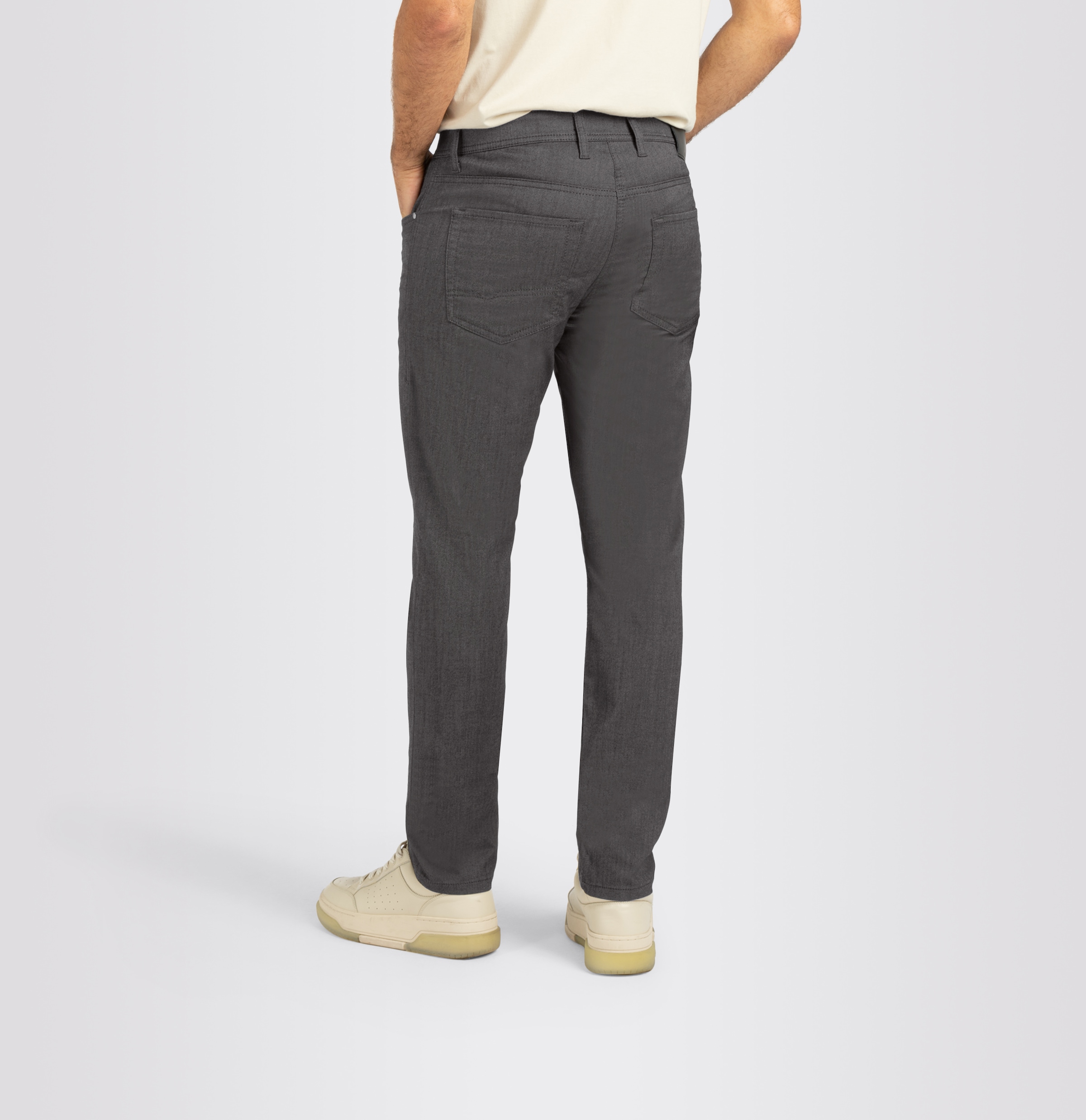 MAC Straight-Jeans »Arne«, in gepflegter Optik, mit Stretch