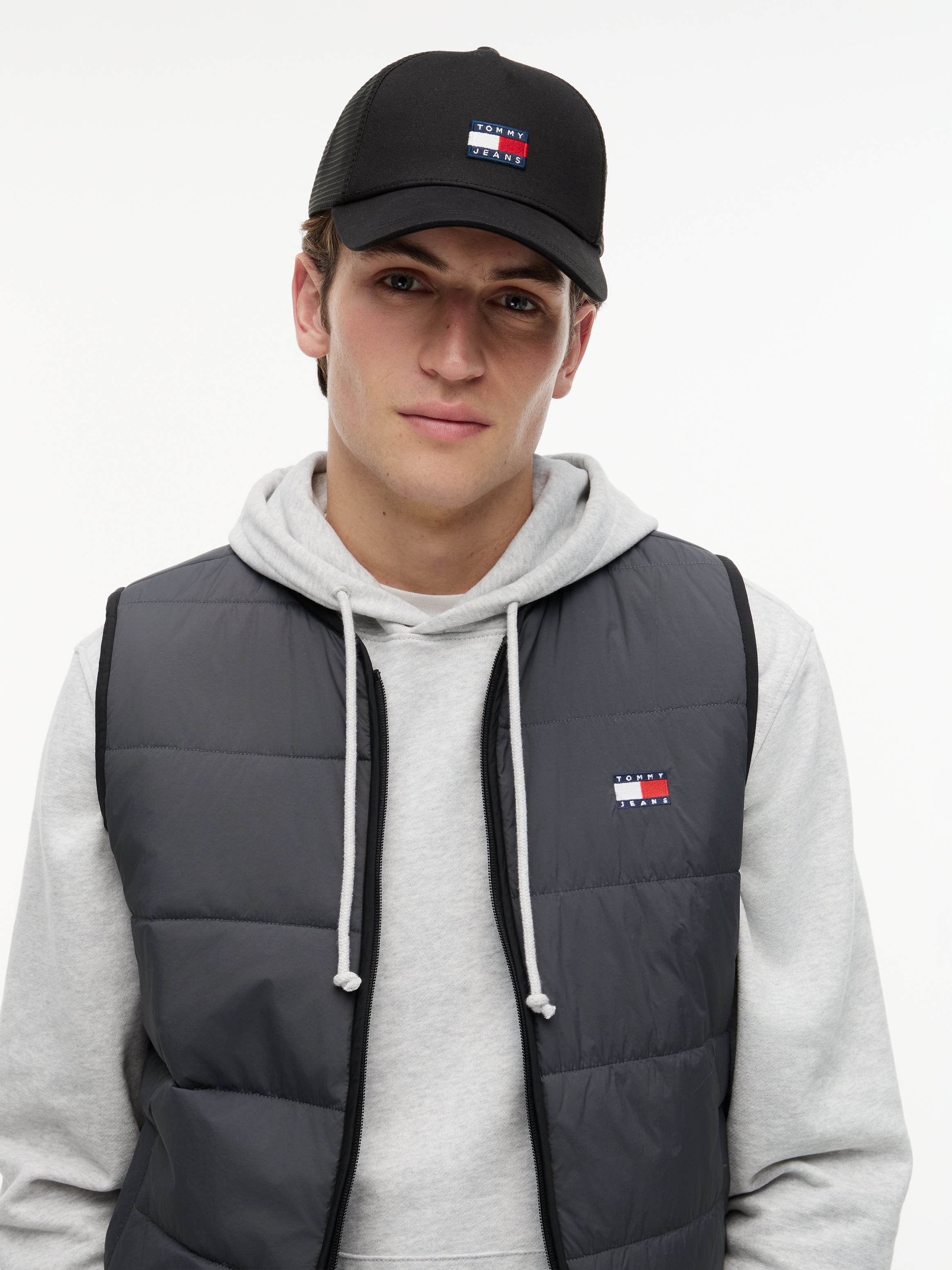Tommy Jeans Trucker Cap »TJM HERITAGE TRUCKER« Regular fit mit festem Schirm