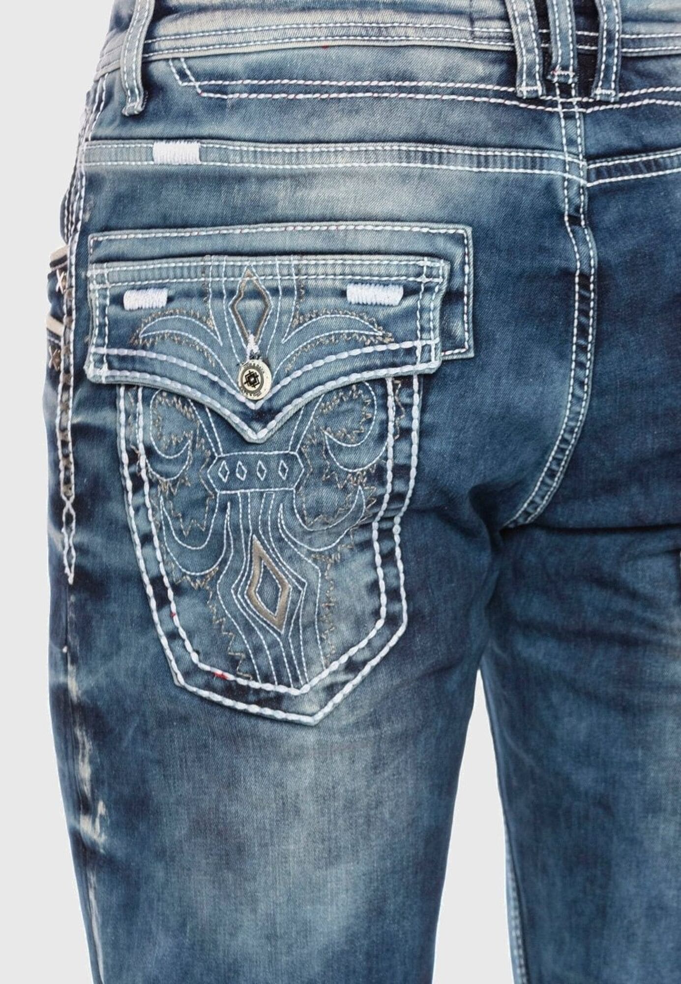 Cipo & Baxx 5-Pocket-Jeans »Cipo & Baxx Jeans« in Regular-Fit