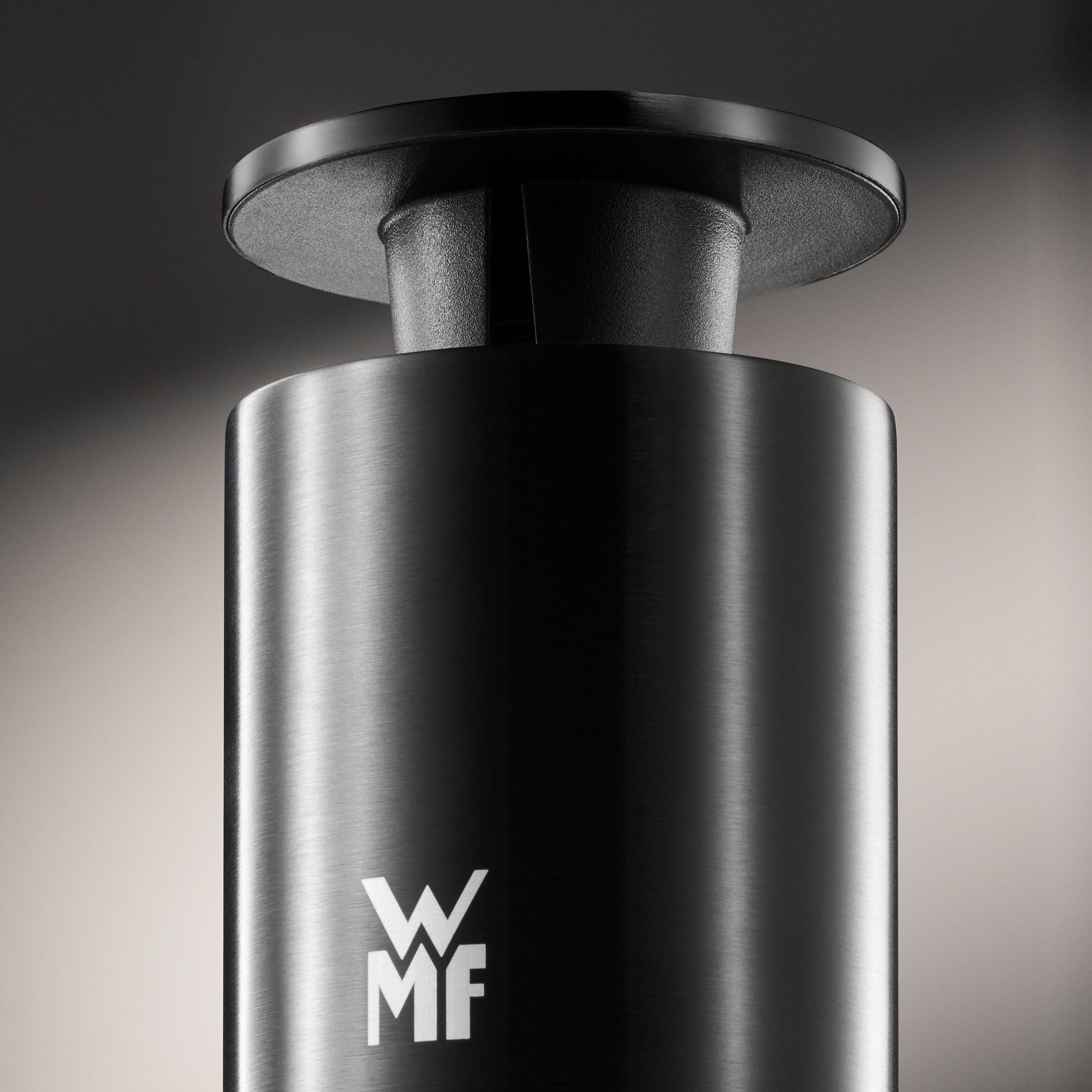 WMF Gewürzmühle »Signature« Keramikmahlwerk, einstellbarer Mahlgrad, Deckel, transparentes Glas
