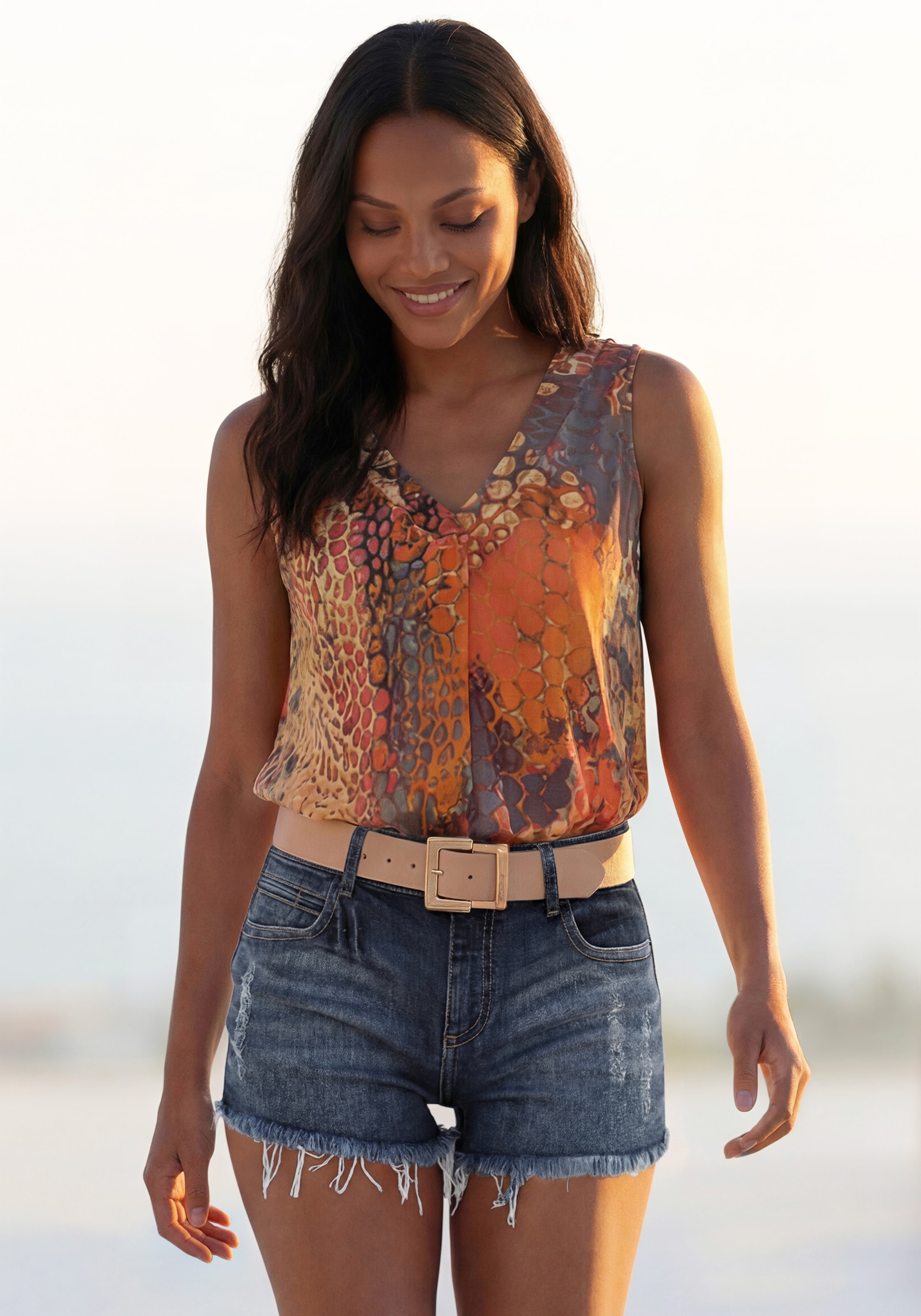 Buffalo Strandtop mit Animalprint, sommerliches Blusentop mit V-Ausschnitt