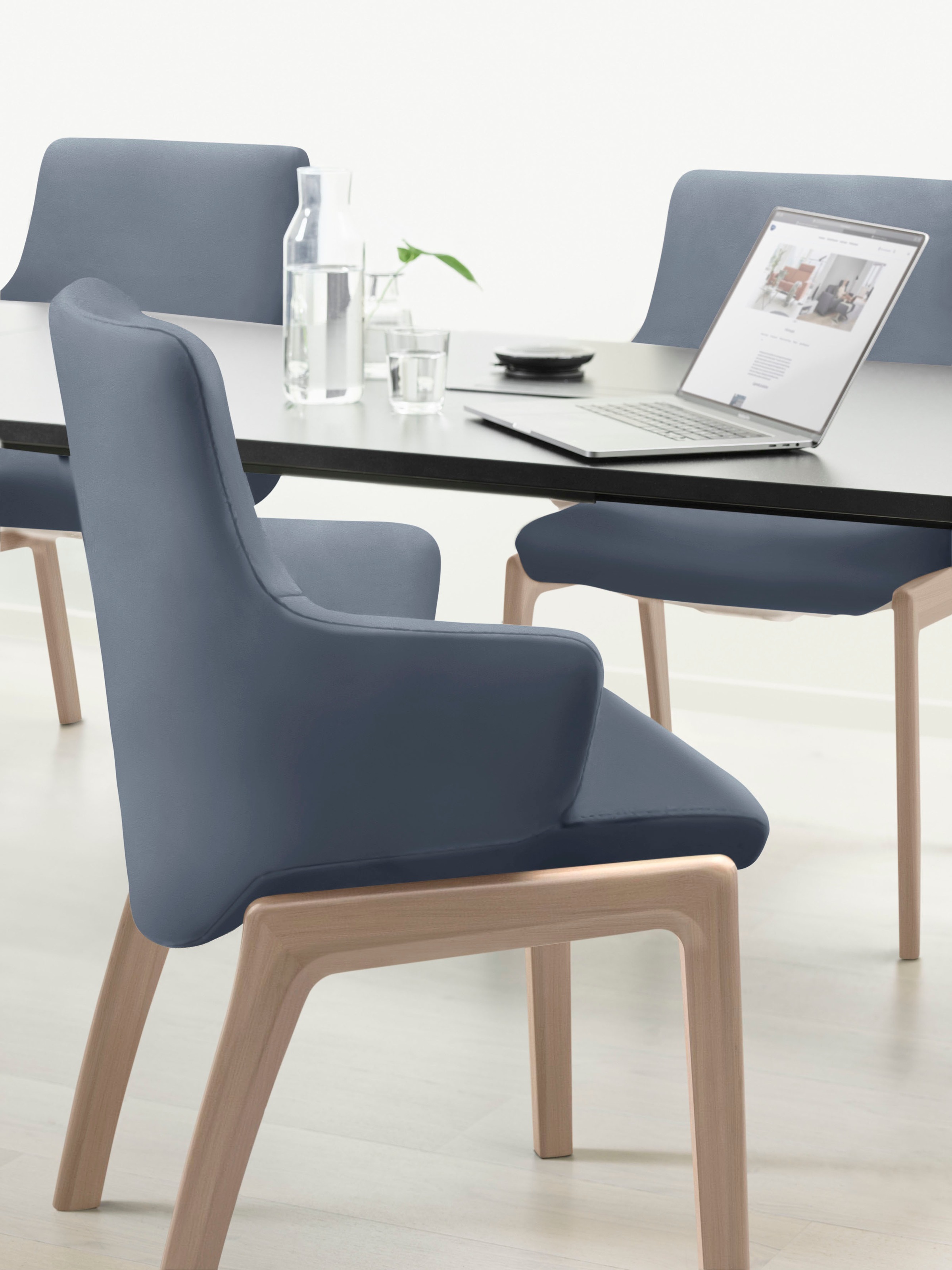 Stressless® Polsterstuhl »Laurel«, Leder PALOMA, Low Back mit Armlehne, Größe L, abgerundete Beine in Eiche gekalkt