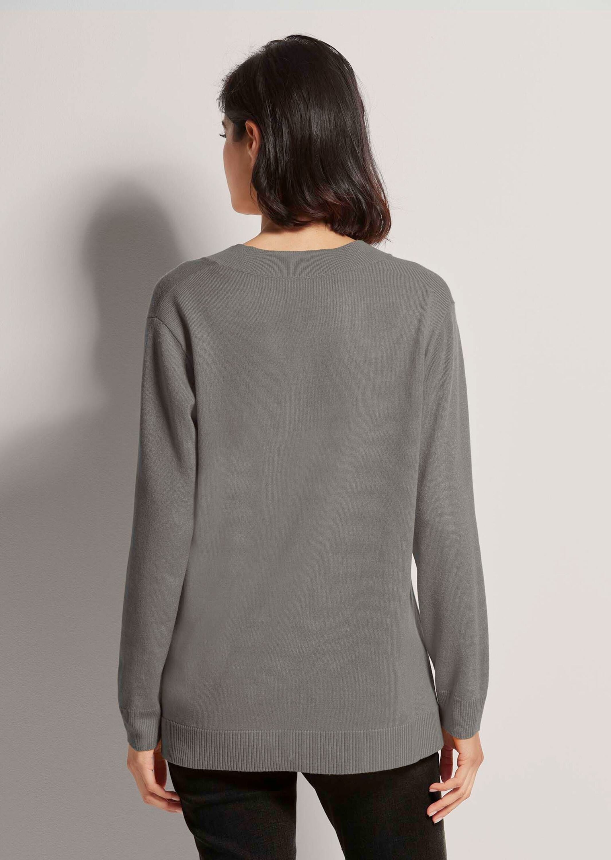MADELEINE Longpullover »Pullover Glattstrick-Pullover mit V-Ausschnitt«
