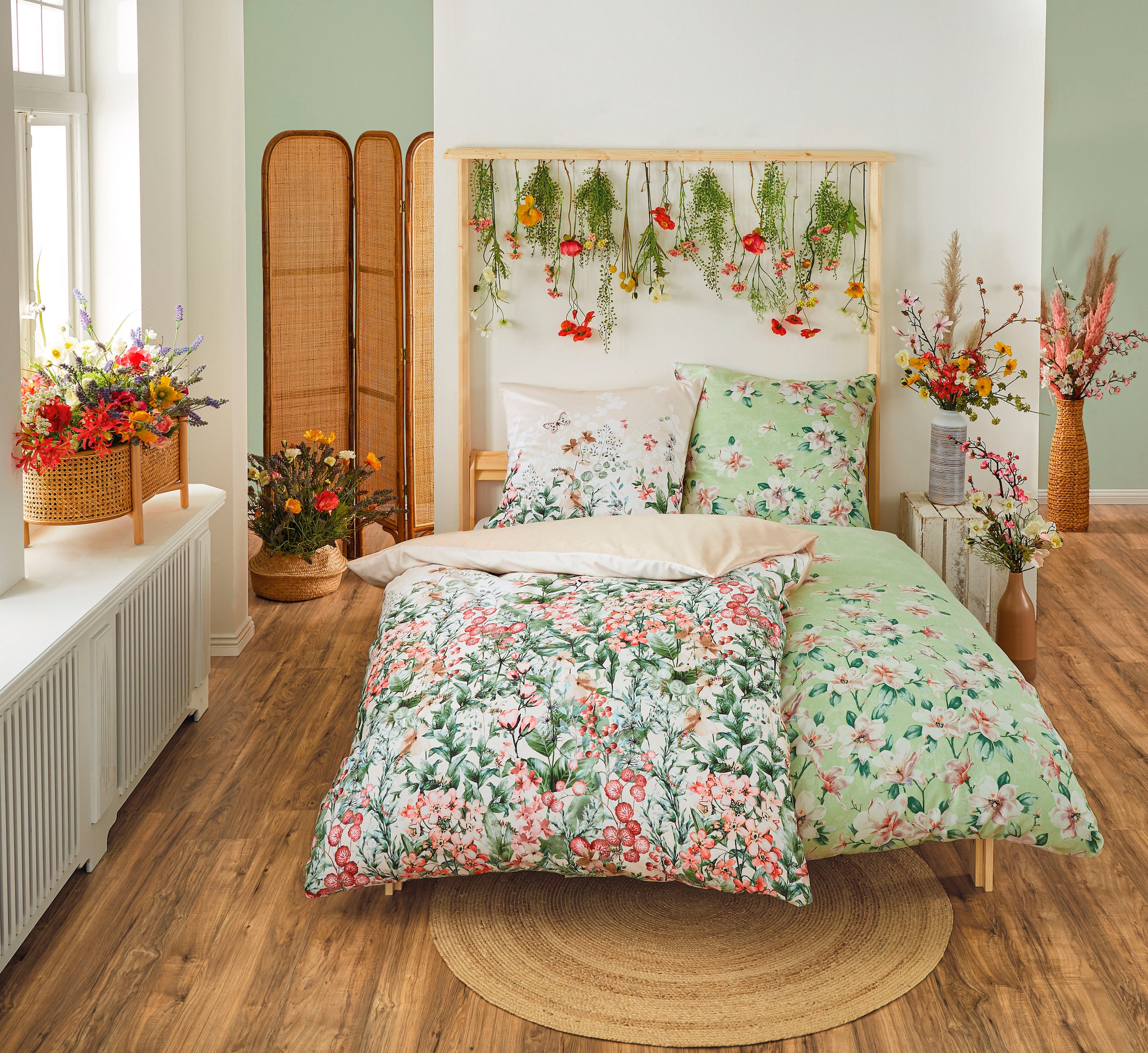 Kleine Wolke Wendebettwäsche »Magnolia« 2 Stk. tlg. mit floralem Print