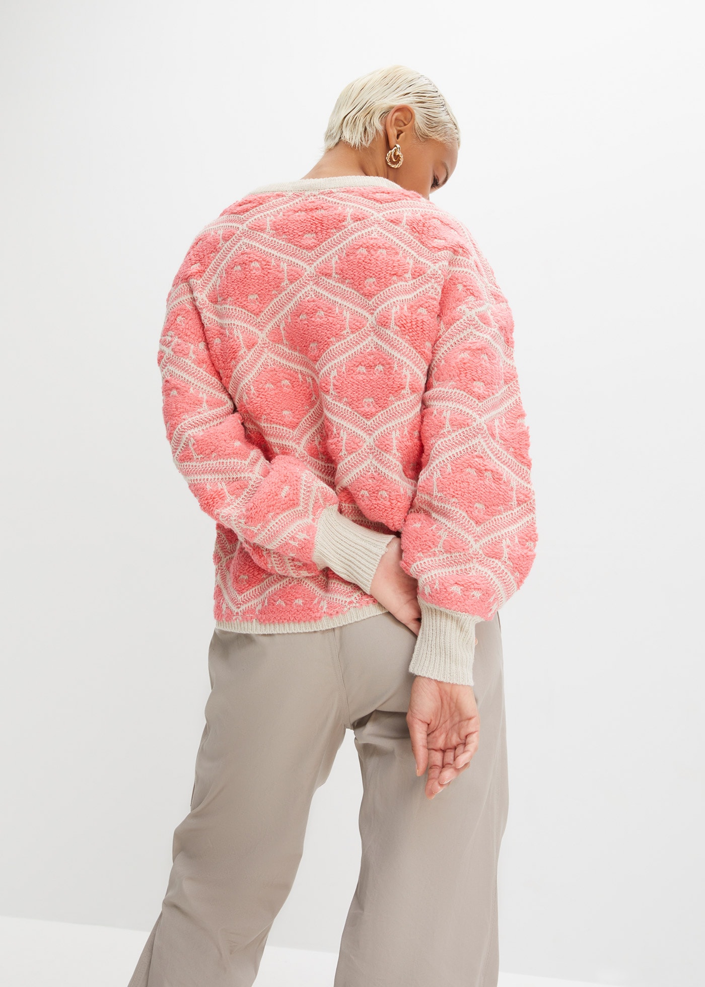bonprix Strickpullover mit Rundhalsausschnitt, mit Jacquard-Muster, Langarm