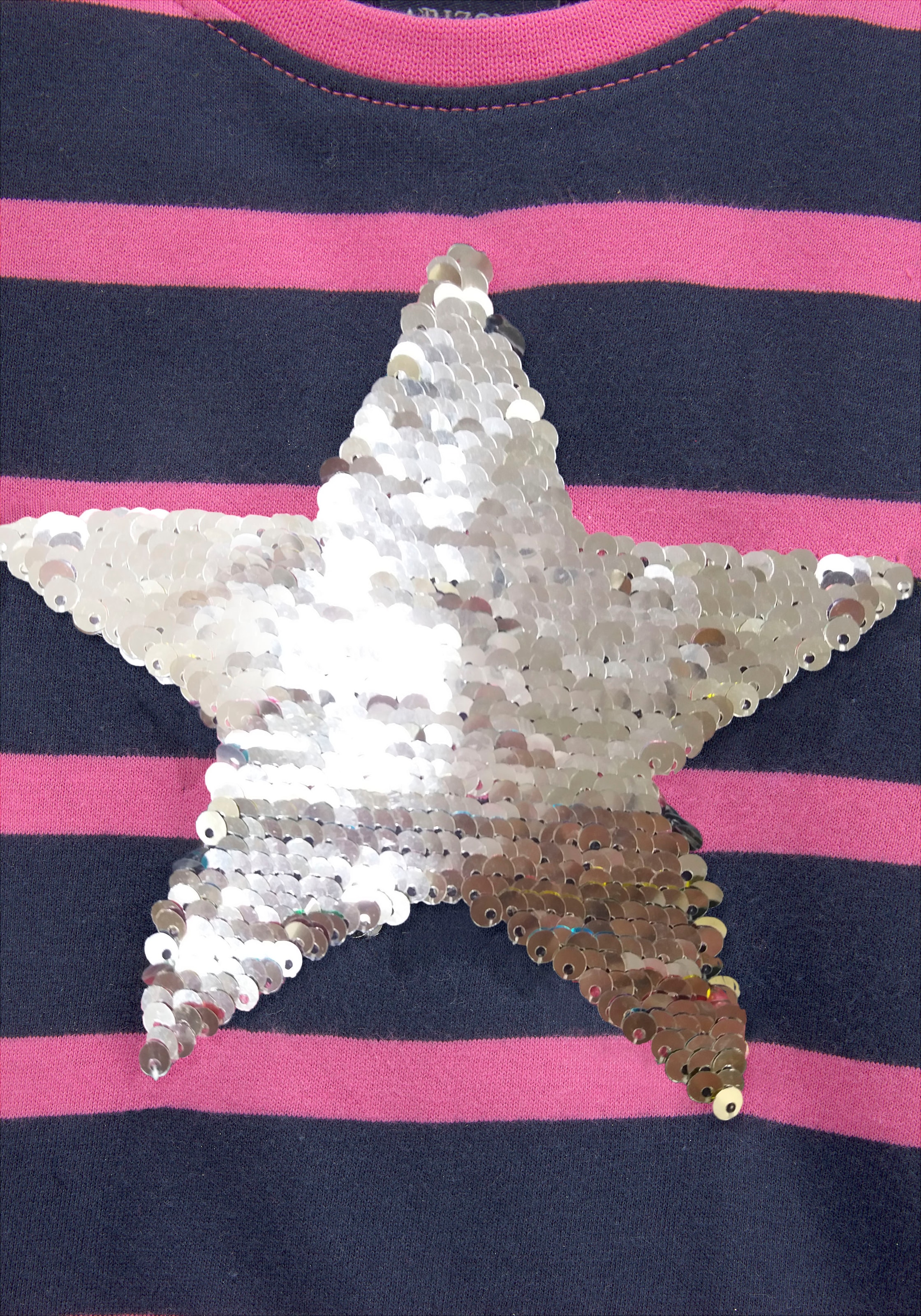 KIDSWORLD Langarmshirt »für kleine Mädchen«, mit appliziertem Stern aus Wendepailletten