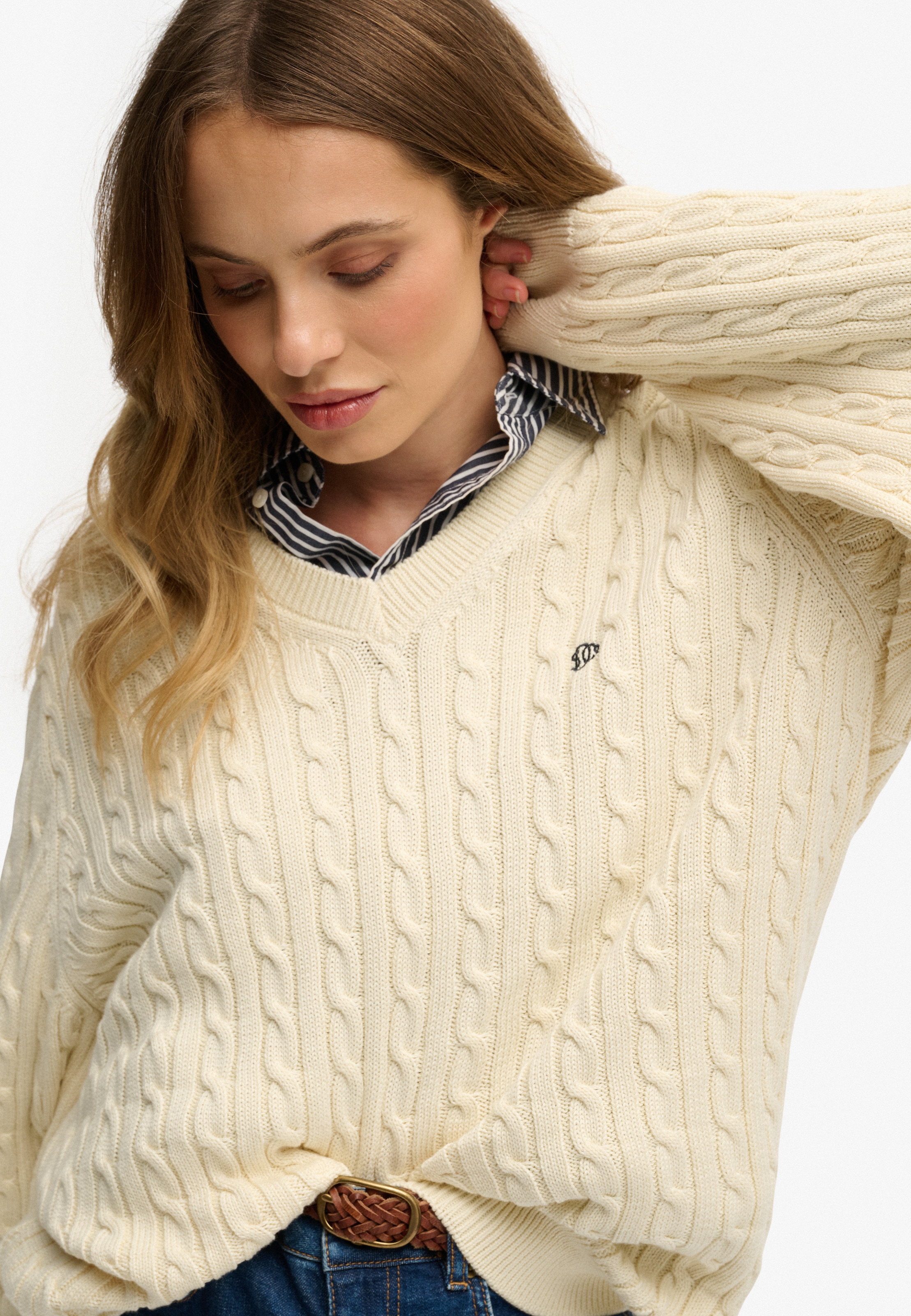 Superdry V-Ausschnitt-Pullover »OVERSIZED CABLE V NECK JUMPER« Baumwolle, oversized Fit