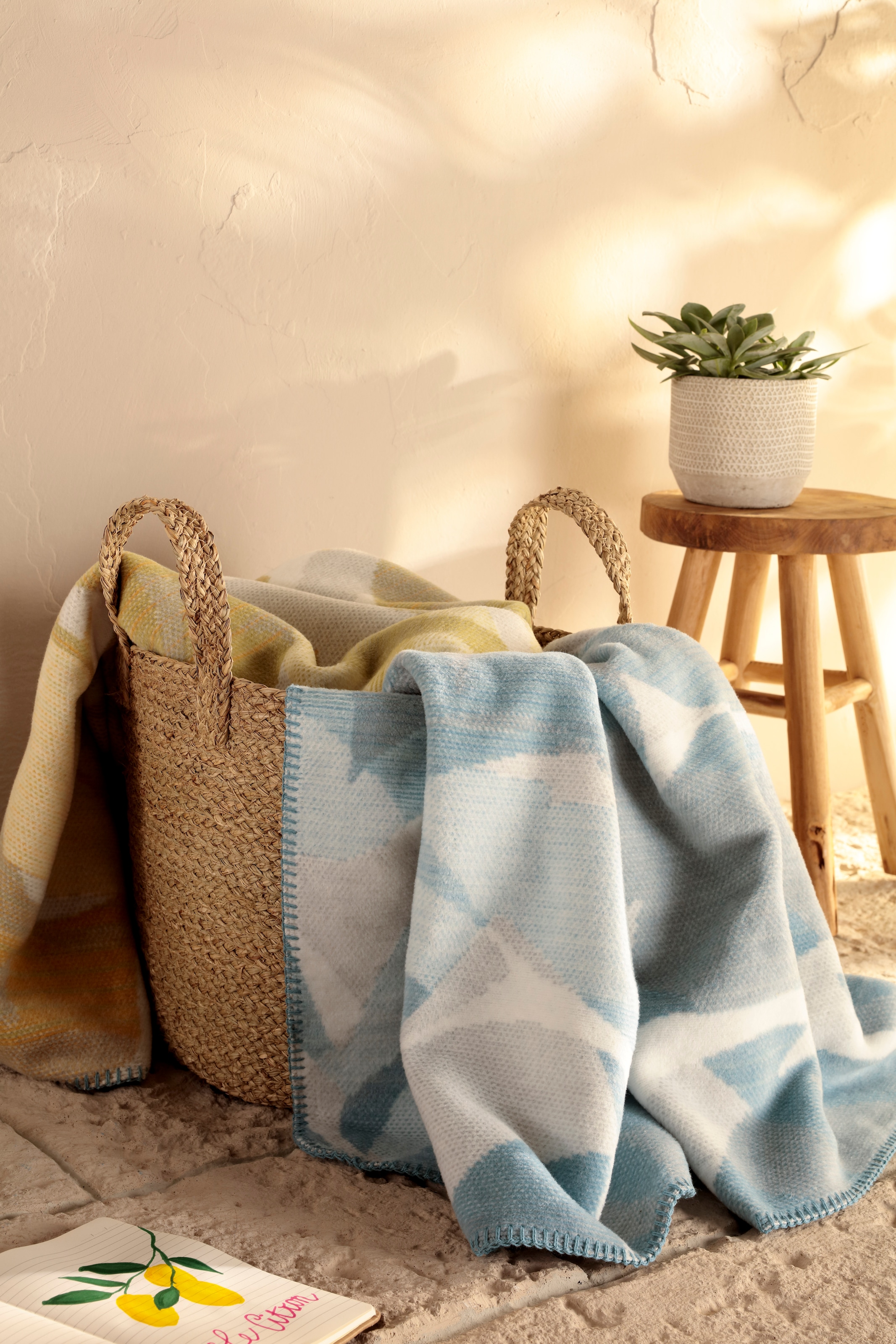 Biederlack Wohndecke »Wohndecke Horizon Flora« florales Design mit Zierstich