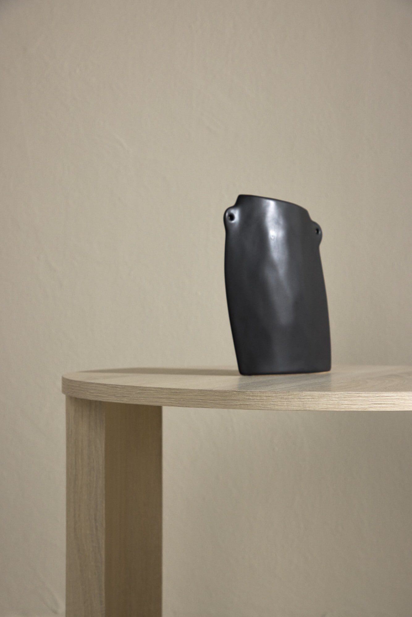Venture Home Couchtisch Sofatisch, MDF, rund, abgerundet, kompakt, dezent, klassisch