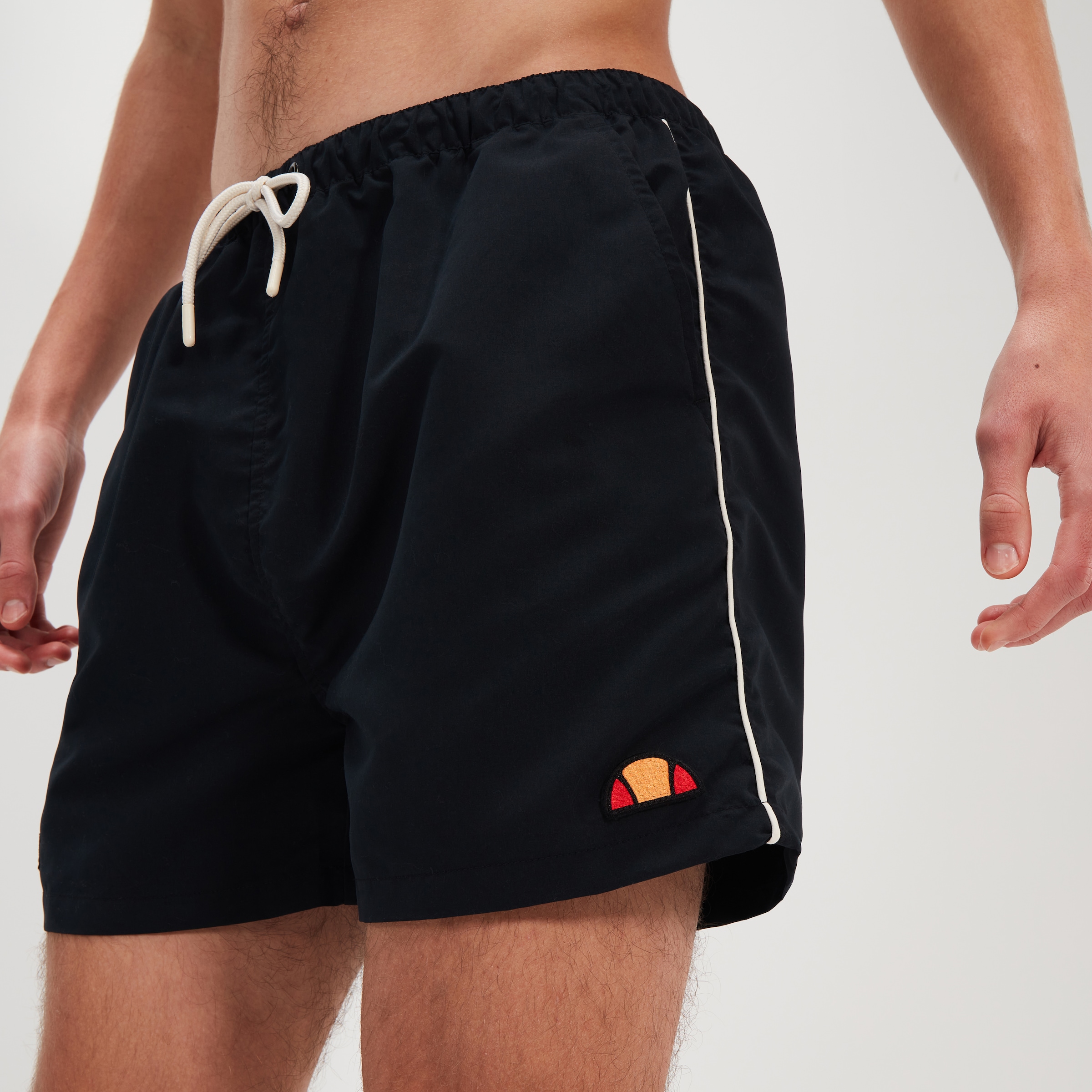 Ellesse Badehose »DEM SLACKERS SWIM SHORT« sportliche Schnittform, pflegeleichtes Material, für Erwachsene