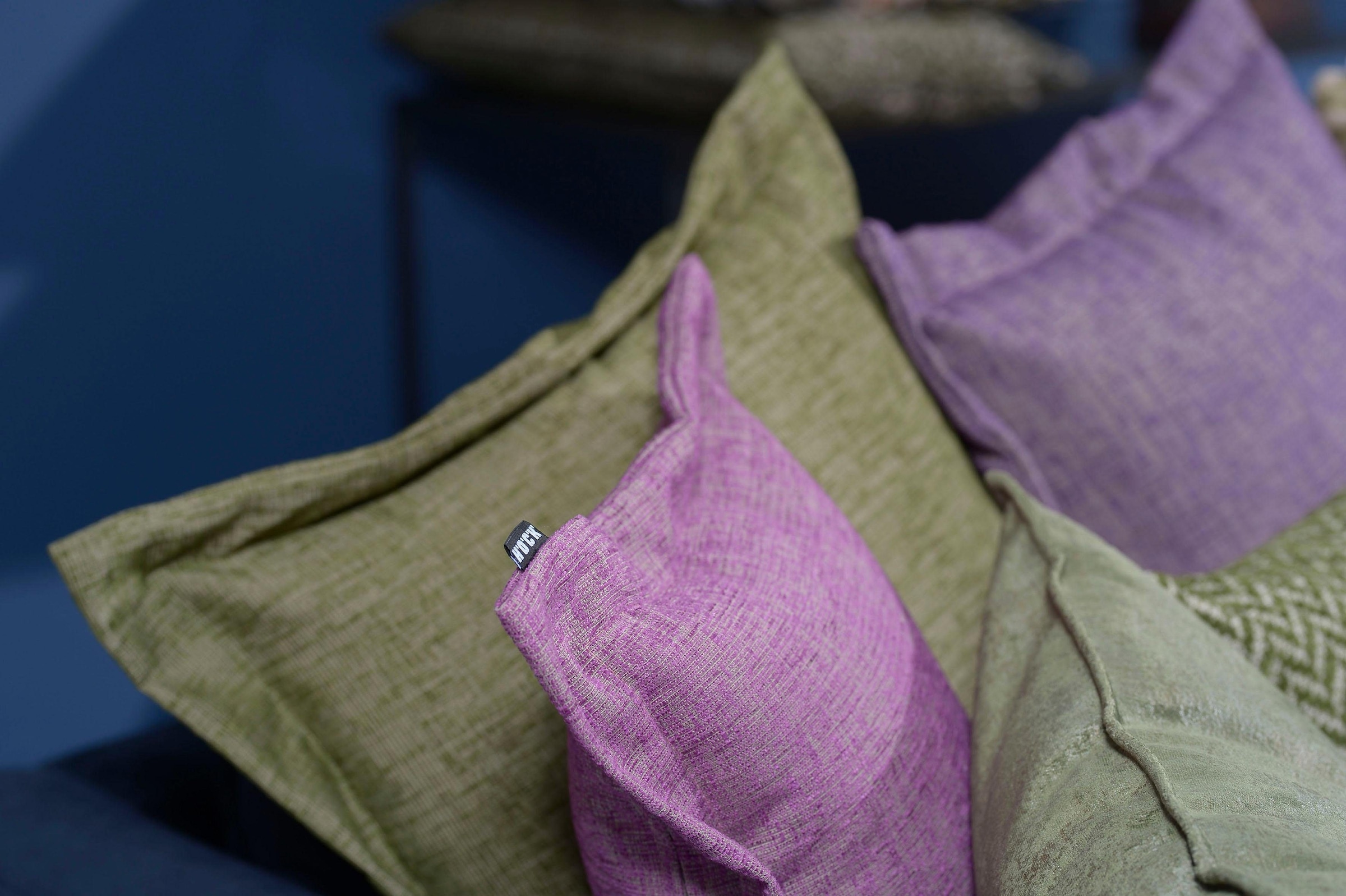 H.O.C.K. Dekokissen »Addicted« mit hübschem Stehsaum, Kissenhülle mit Füllung, 1 Stück