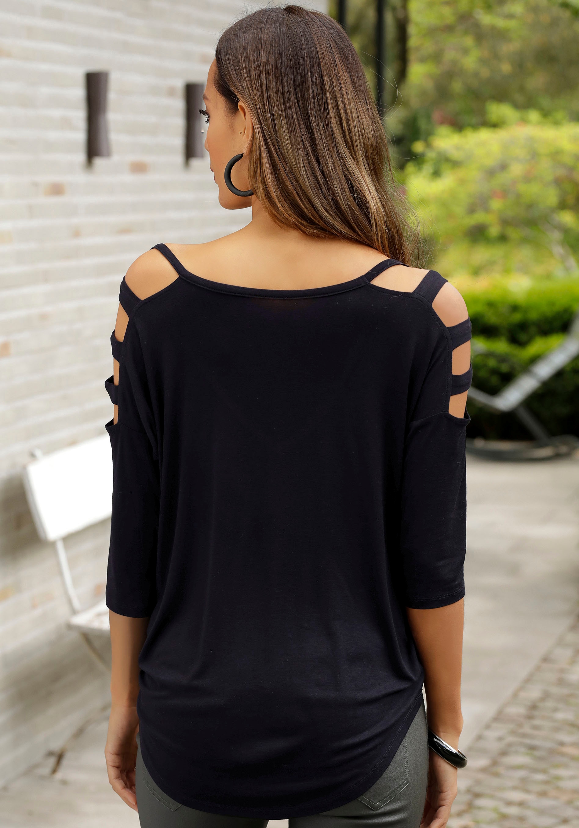 LASCANA 3/4-Arm-Shirt, mit Cut-outs, raffiniertes Longsleeve, schulterfrei