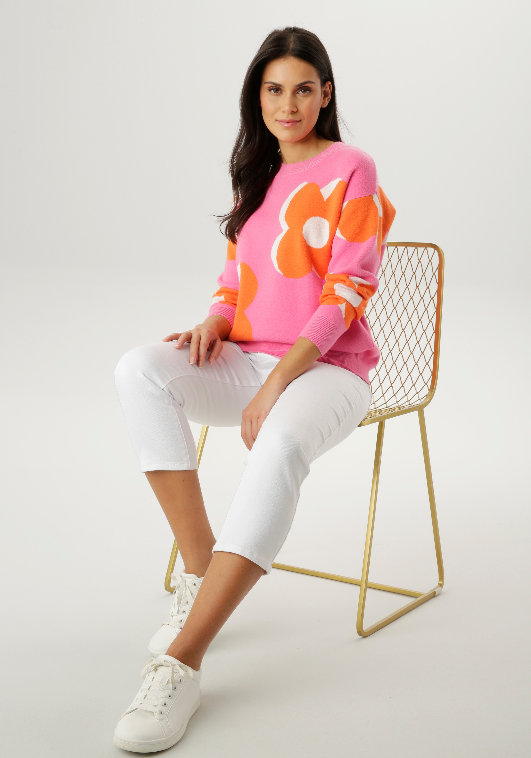 Aniston SELECTED Strickpullover mit trendiger Blumenblüten-Jacquardmusterung - NEUE KOLLEKTION