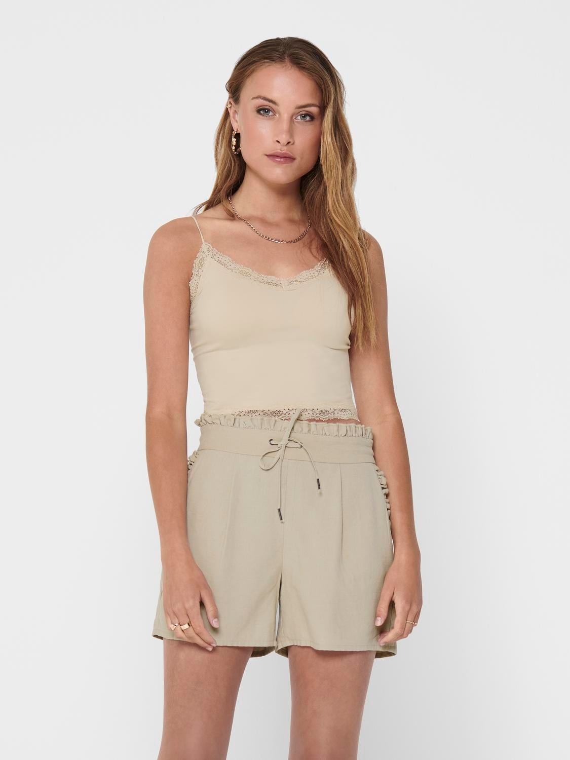 ONLY Spitzentop »ONLVICKY LACE SEAMLESS CROPPED TOP«