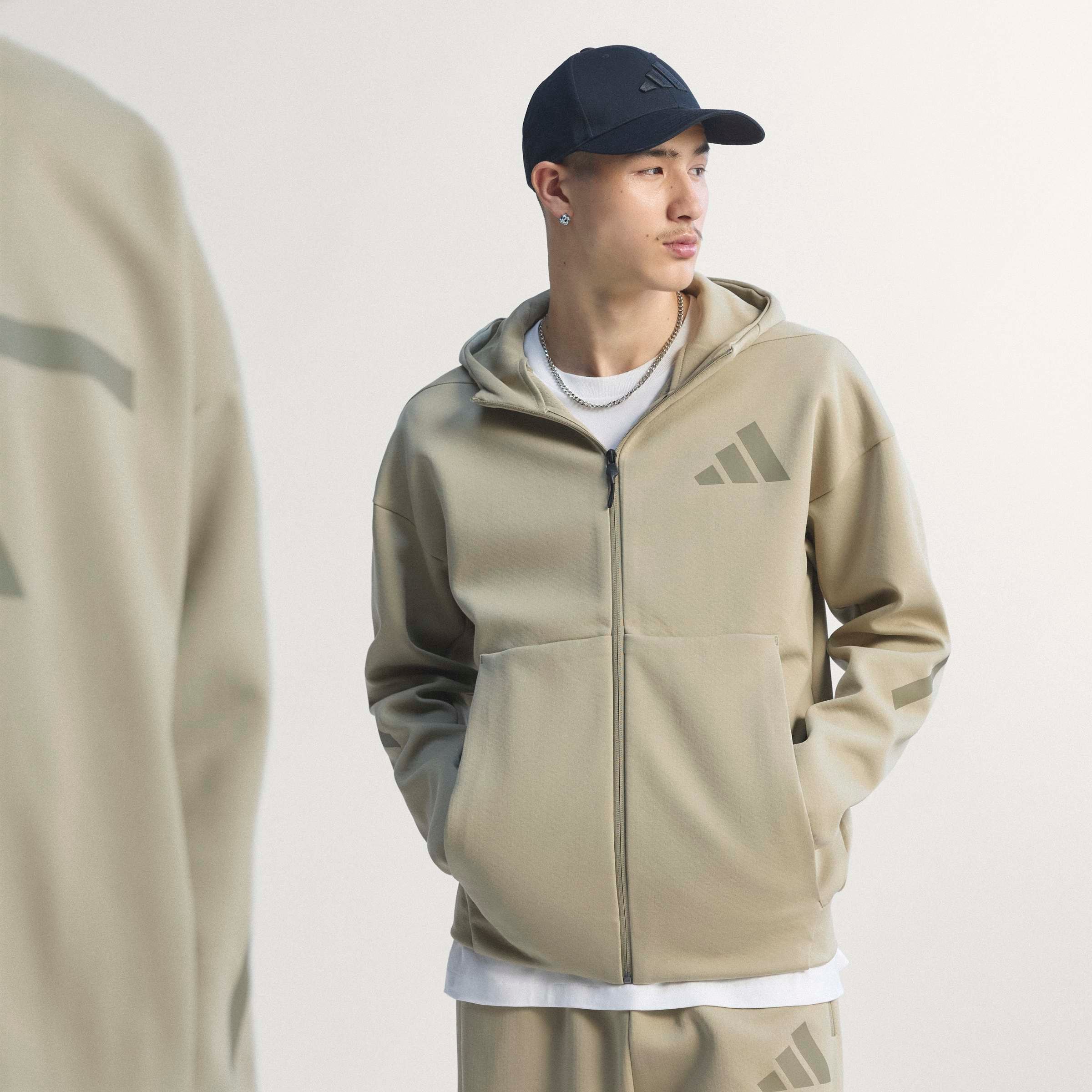 adidas Sportswear Kapuzensweatshirt »NEW ADIDAS Z.N.E. ZIP-HOODIE«, für sportliche Aktivitäten, aus Polyester und Baumwolle
