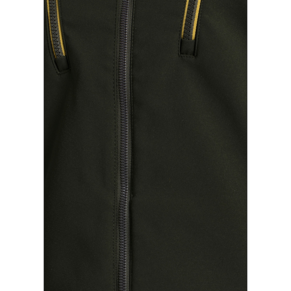 Killtec Softshelljacke, mit Kapuze