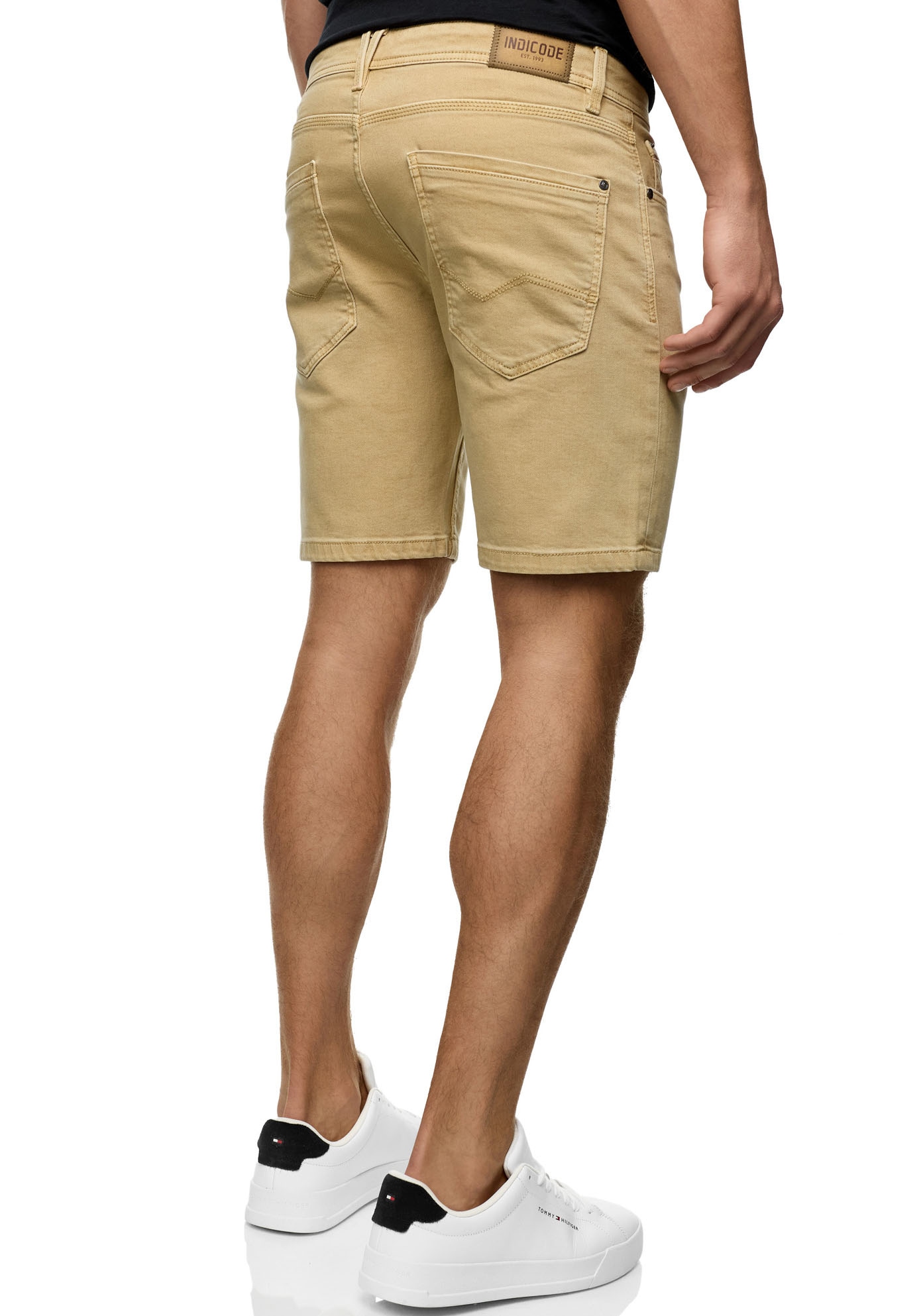 Indicode Chinoshorts »INSymon«