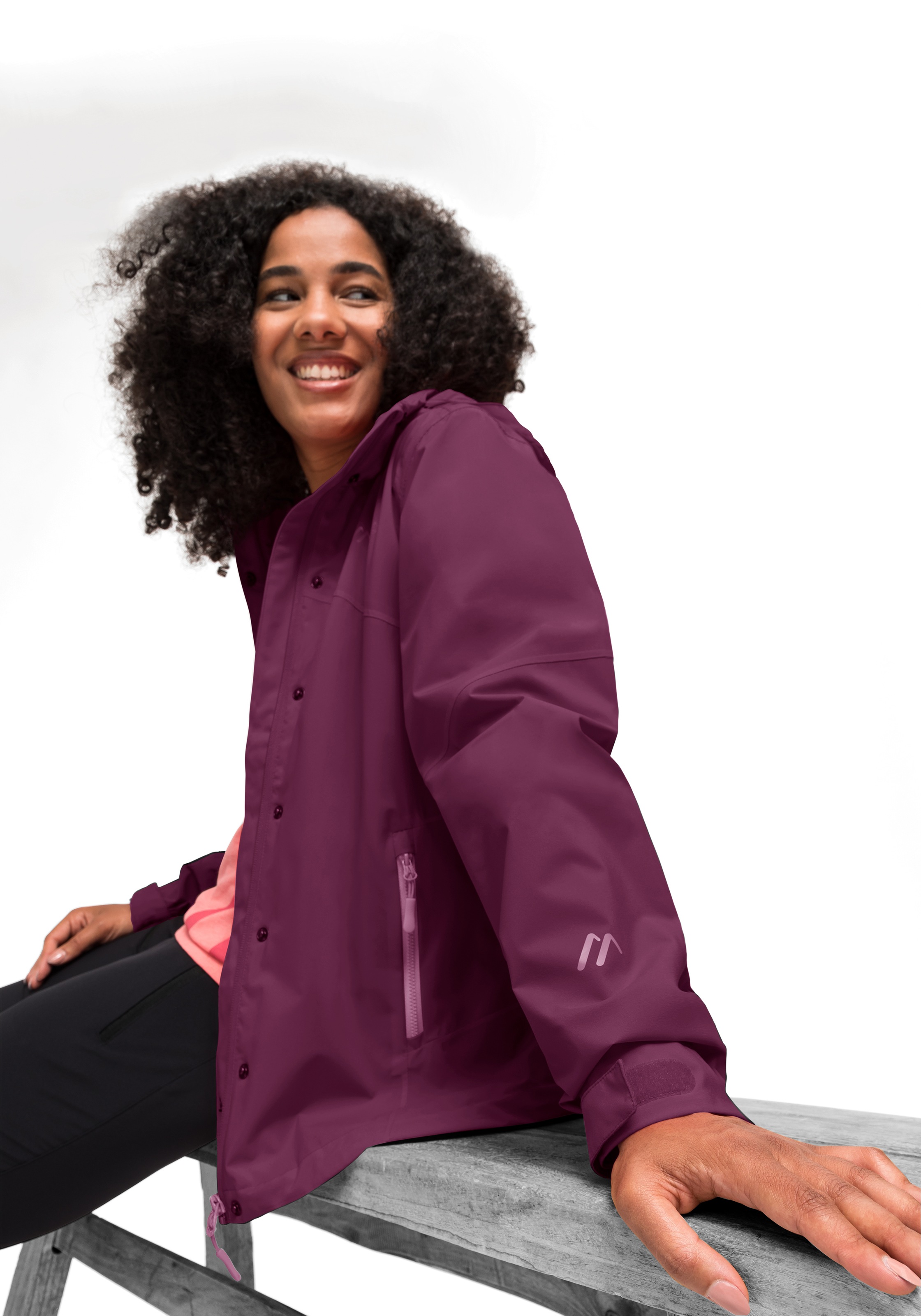 Maier Sports Outdoorjacke »Metor rec W«, Damen Regenjacke wasserdicht mit Kapuze, 2 Taschen außen, Innentasche