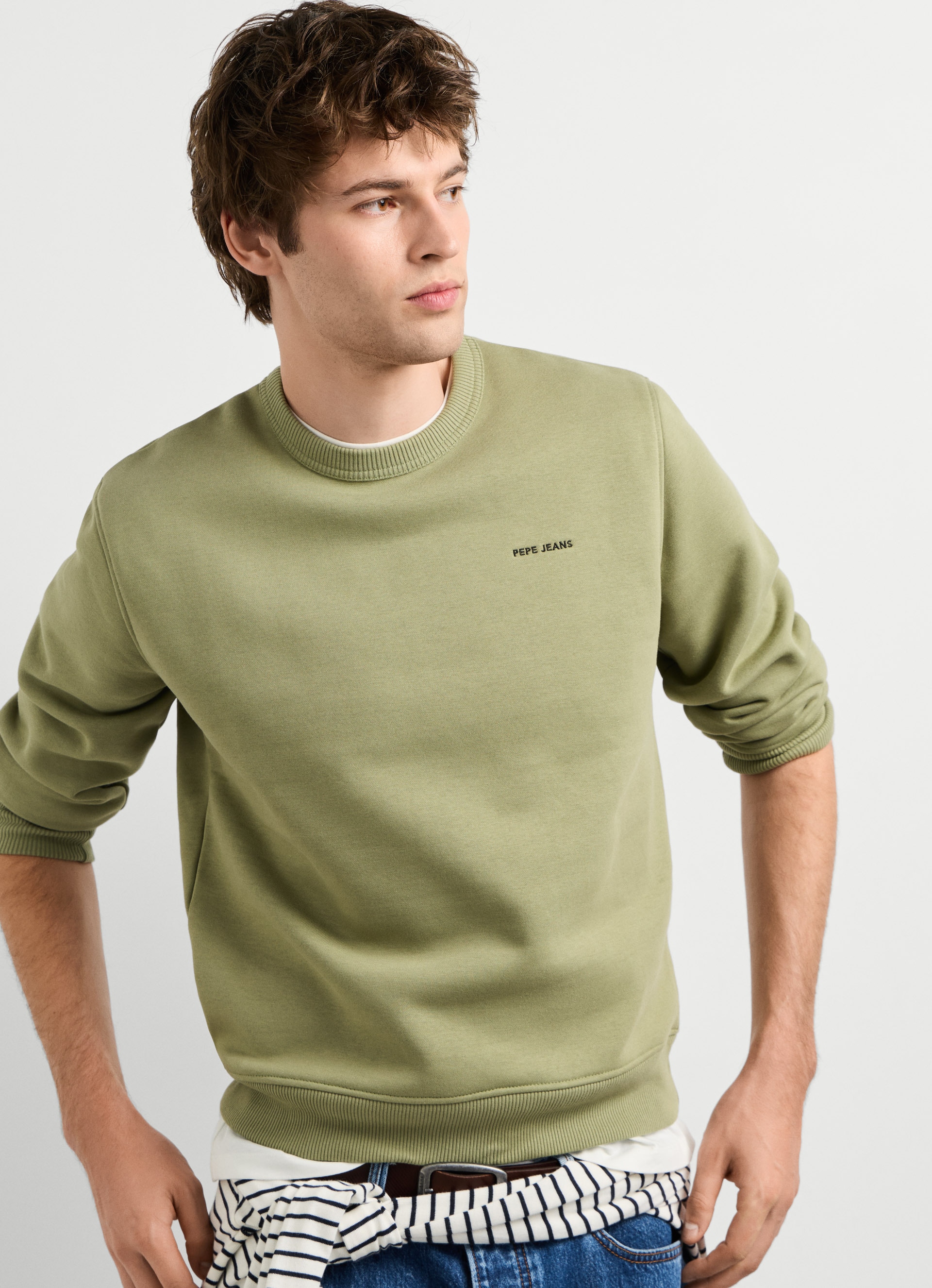 Pepe Jeans »JEFFERSON CREW«, mit Logostickerei, Baumwollmix
