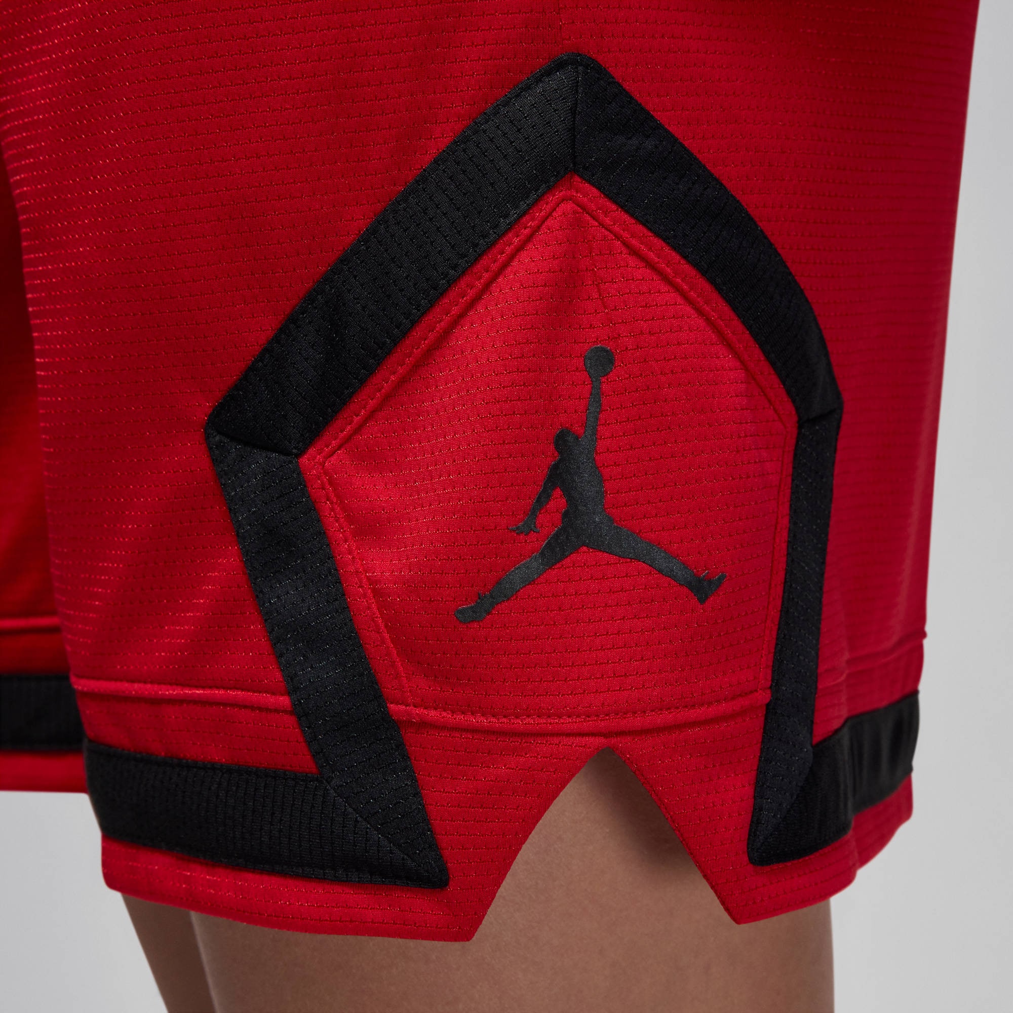 Jordan Trainingsshorts »Jordan Sport Women's 4" Diamond Shorts«  atmungsaktives Mesh, schweißableitende Technologie