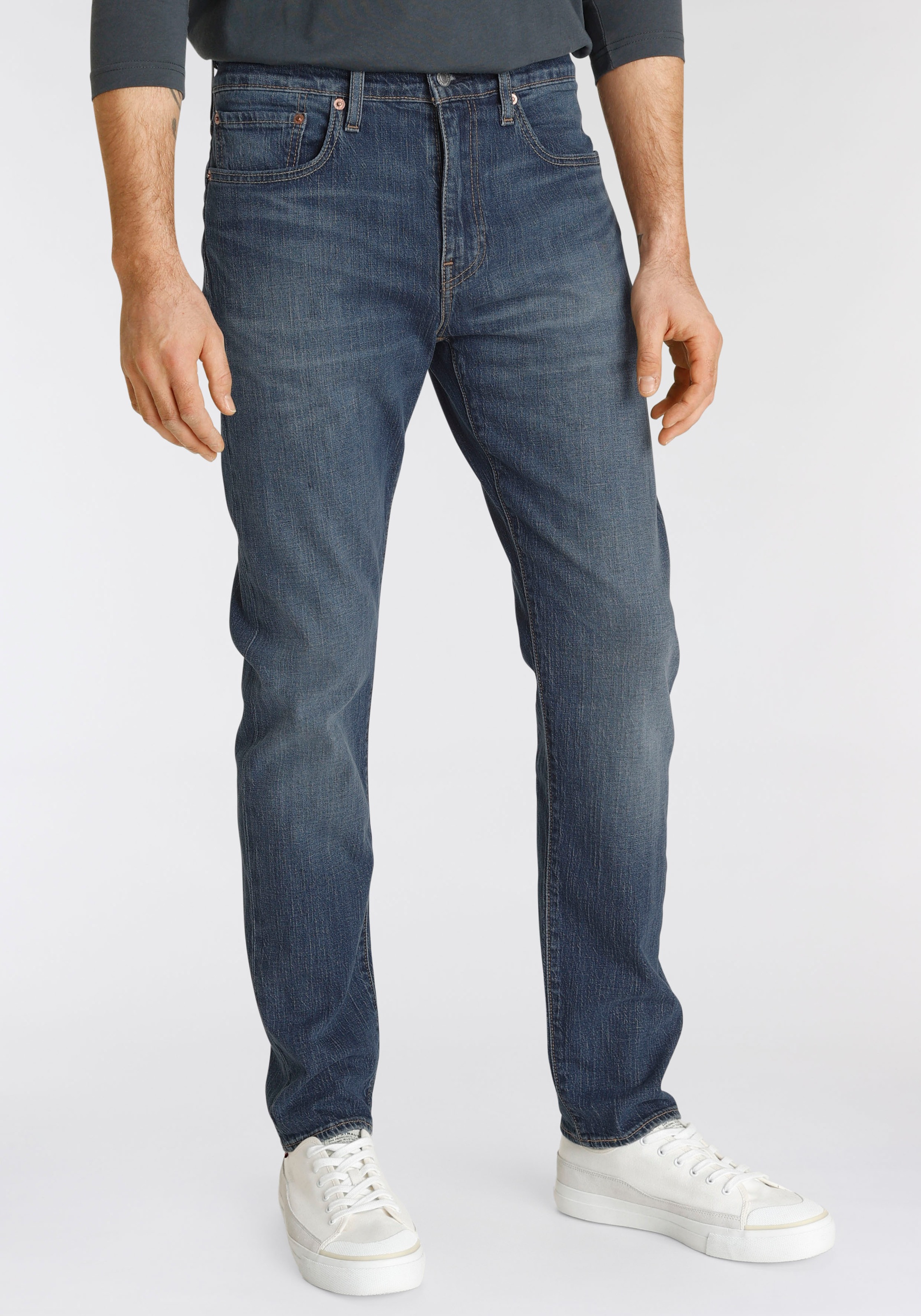 Levi's Herren Tapered-fit-Jeans »502 TAPER« in elegantem in blau, Größe 29