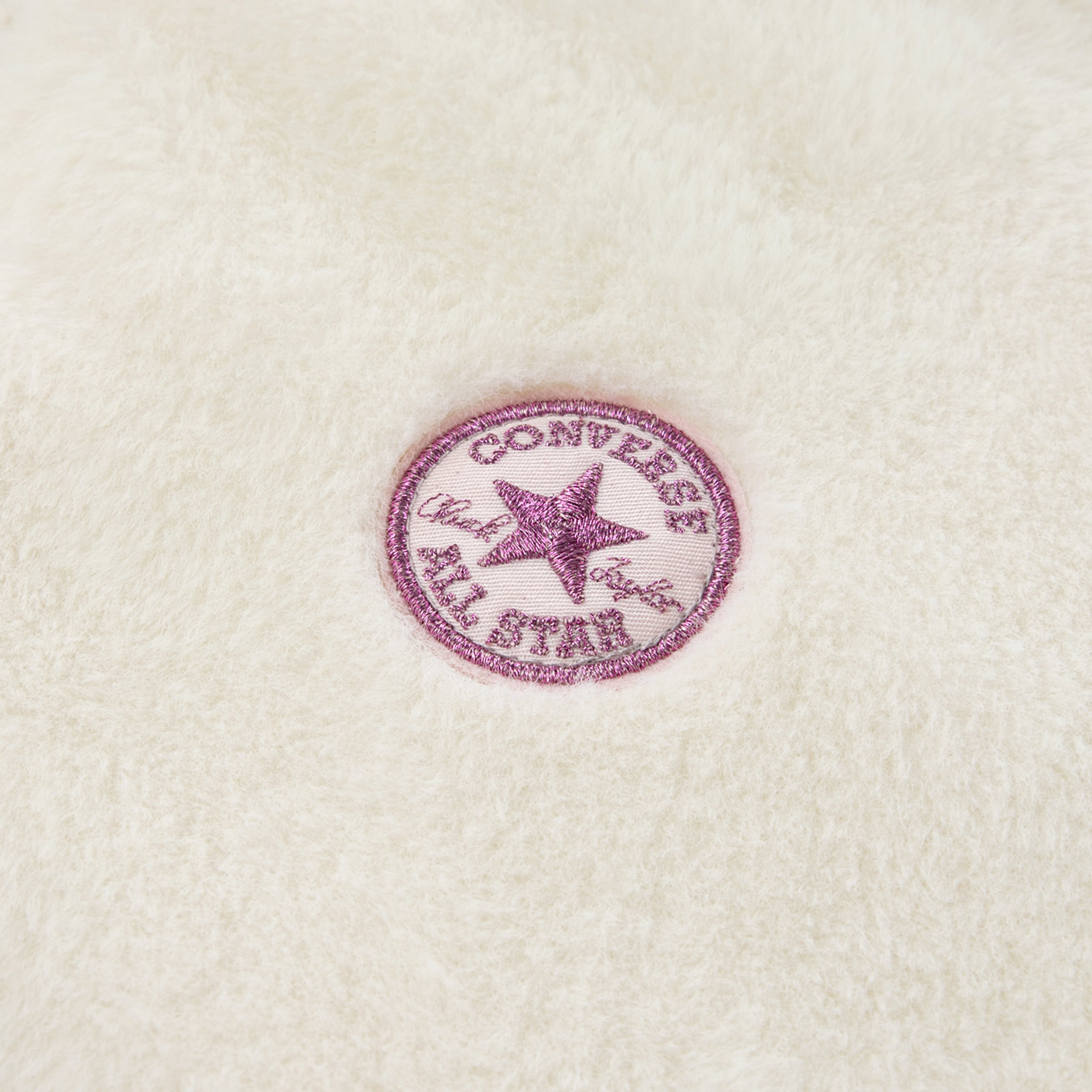 Converse Steppjacke »CNVG HOODED FAUX FUR JKT« mit strukturierter Steppung, aus Polyester, in den Größen S bis XL