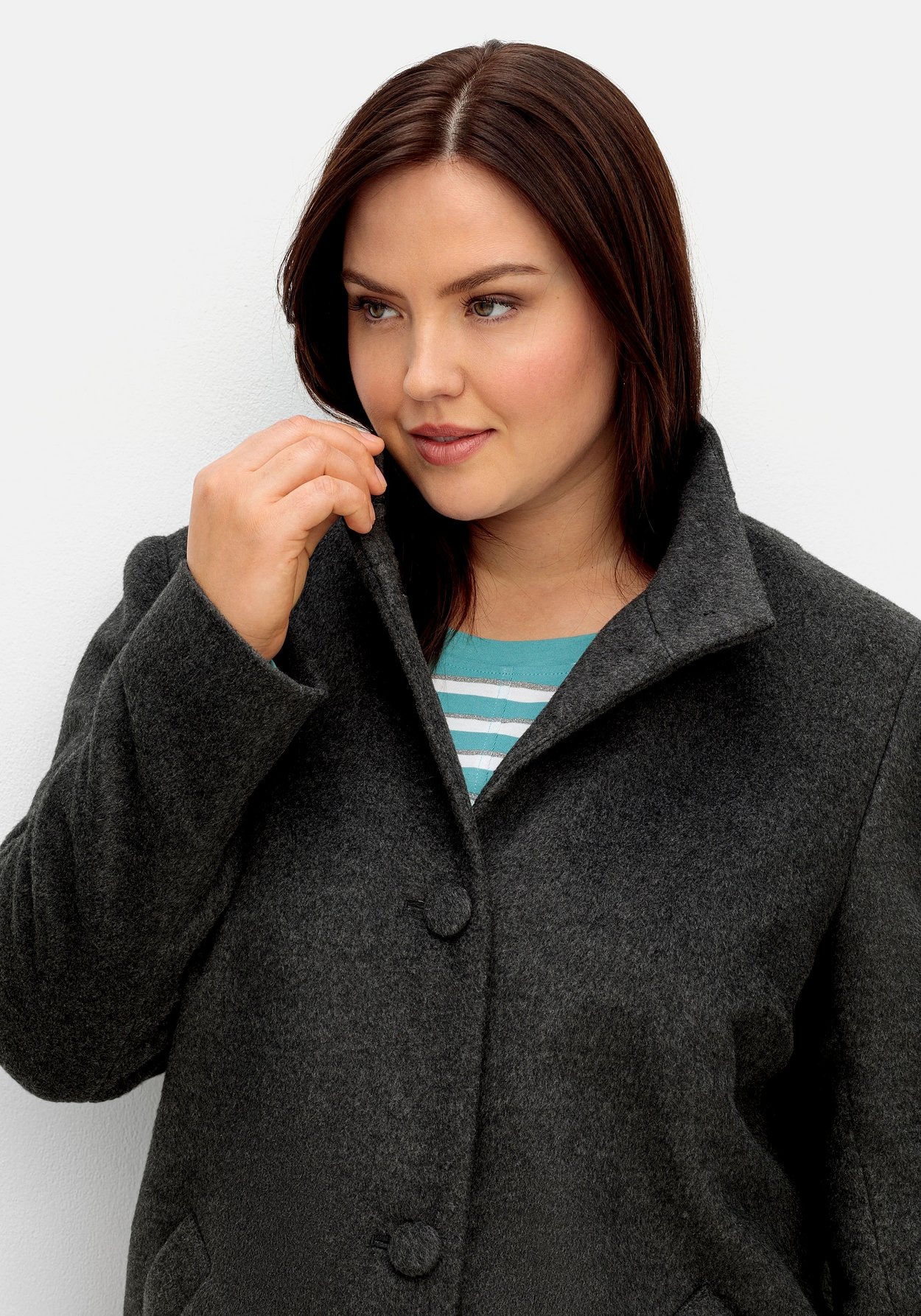 Sheego Wintermantel »Oversized-Mantel mit Stehkragen, in flauschiger Qualität«, mit Stehkragen, in flauschiger Qualität
