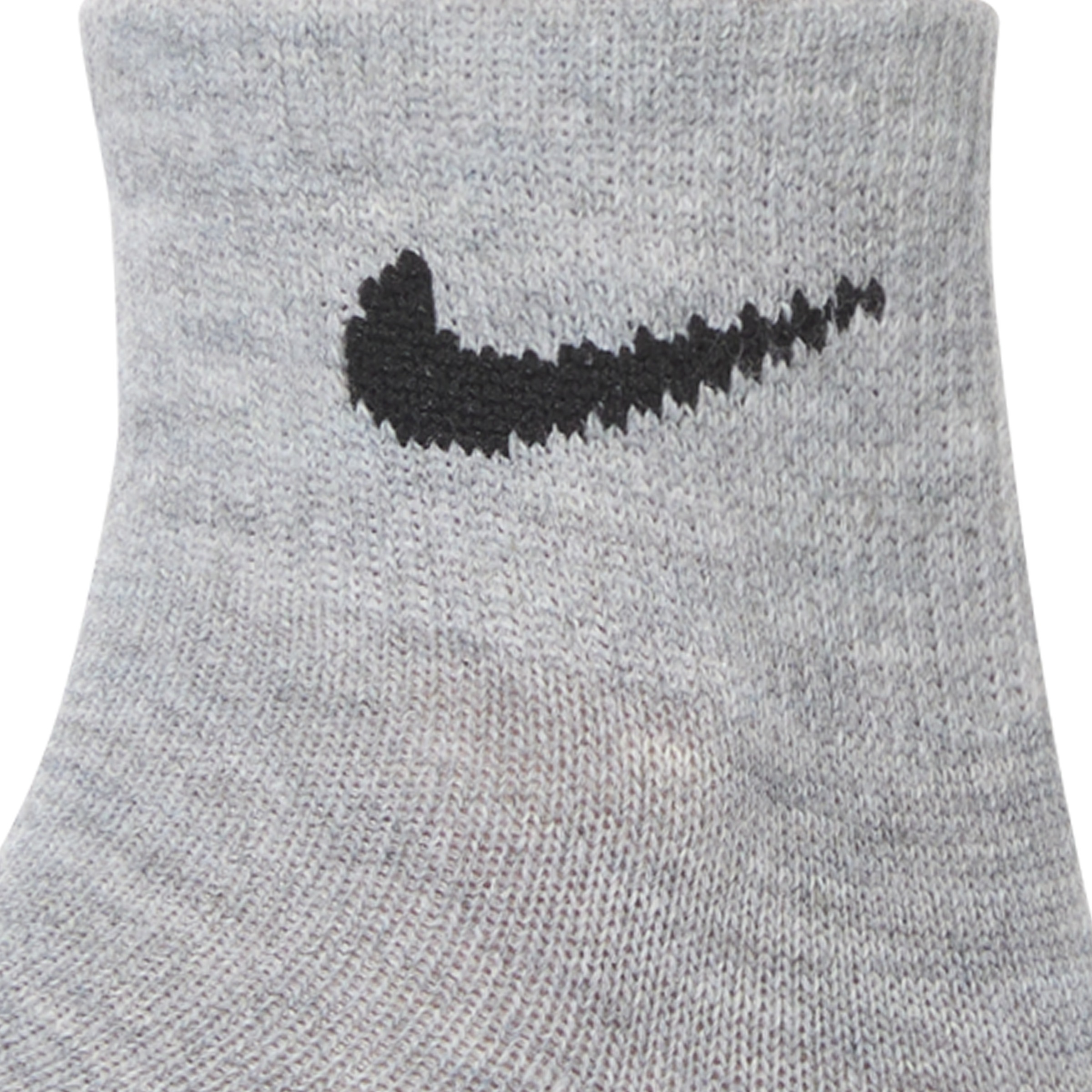 Nike Sportswear Sportsocken »NHN NIKE BASIC PACK QUARTER« Packung, 6 Stk. tlg. für Kinder (4-5 Jahre), für sportive Aktivitäten, mit Labelstickerei