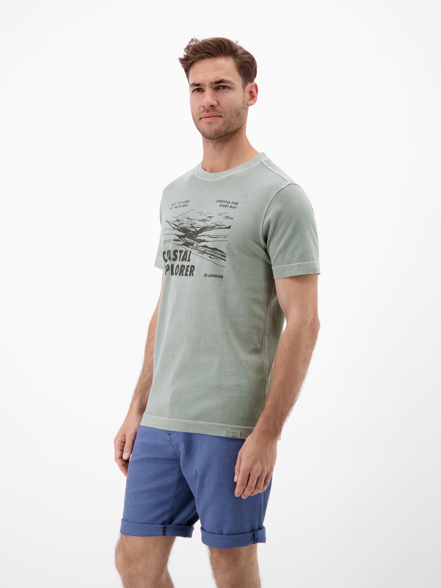 LERROS T-Shirt »T-Shirt mit O-Neck und Frontprint«