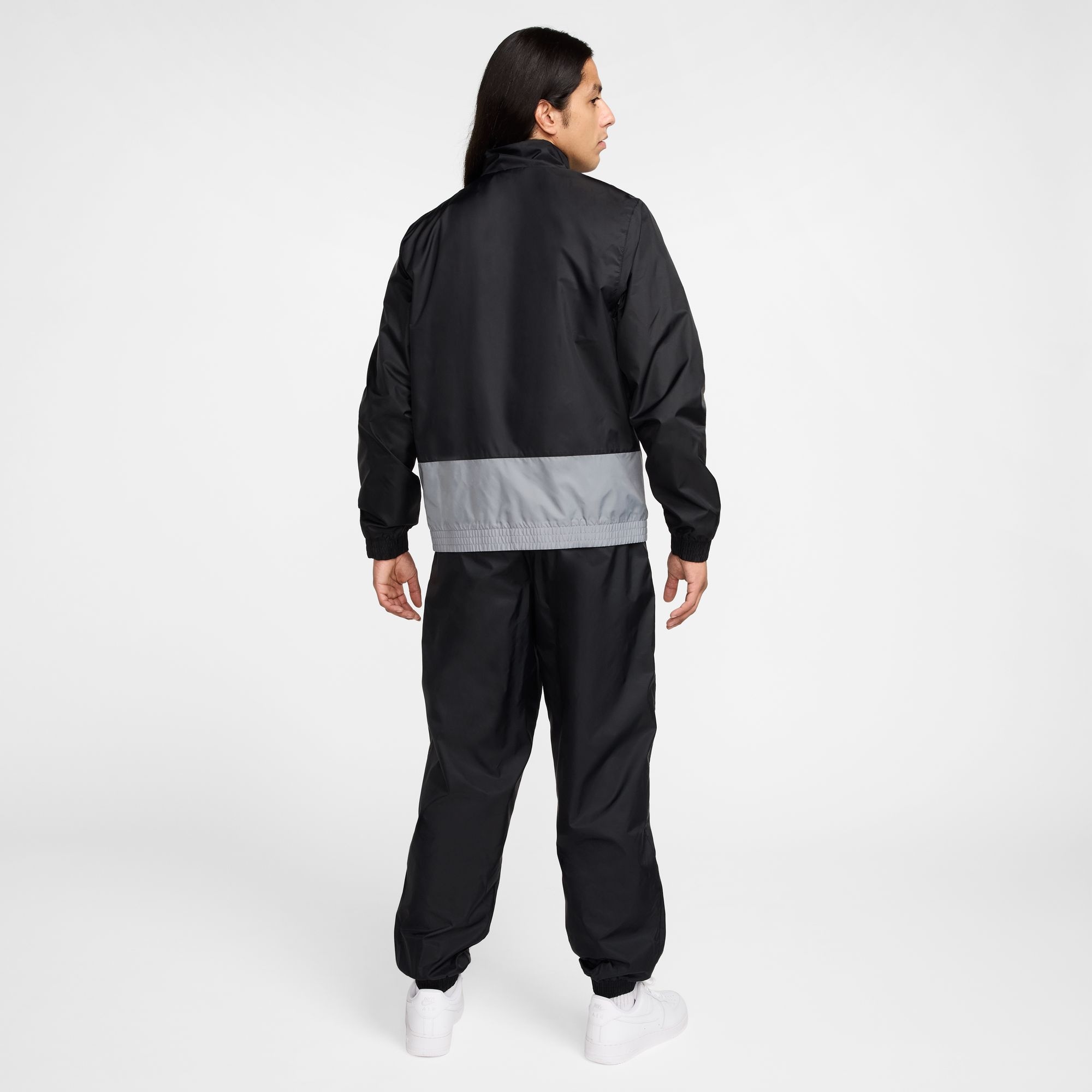Nike Sportswear Trainingsanzug »M NK CLUB WVN TRK SUIT« 2-teiliges Set, aus gewebtem Taftmaterial