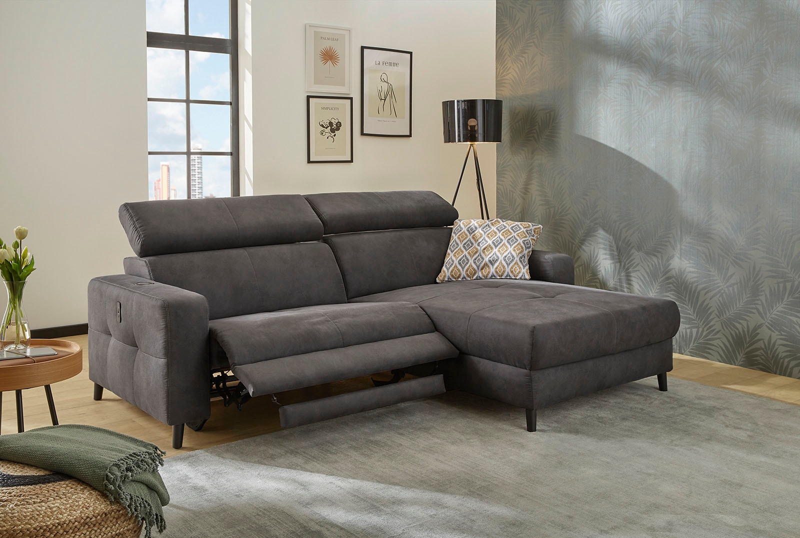 Jockenhöfer Gruppe Ecksofa »Doppio L-Form, B: 247 cm, mit elektr. Relaxfunktion und« Kopfteilverstellung, USB-Anschluss, induktive Ladestation & Zierkissen