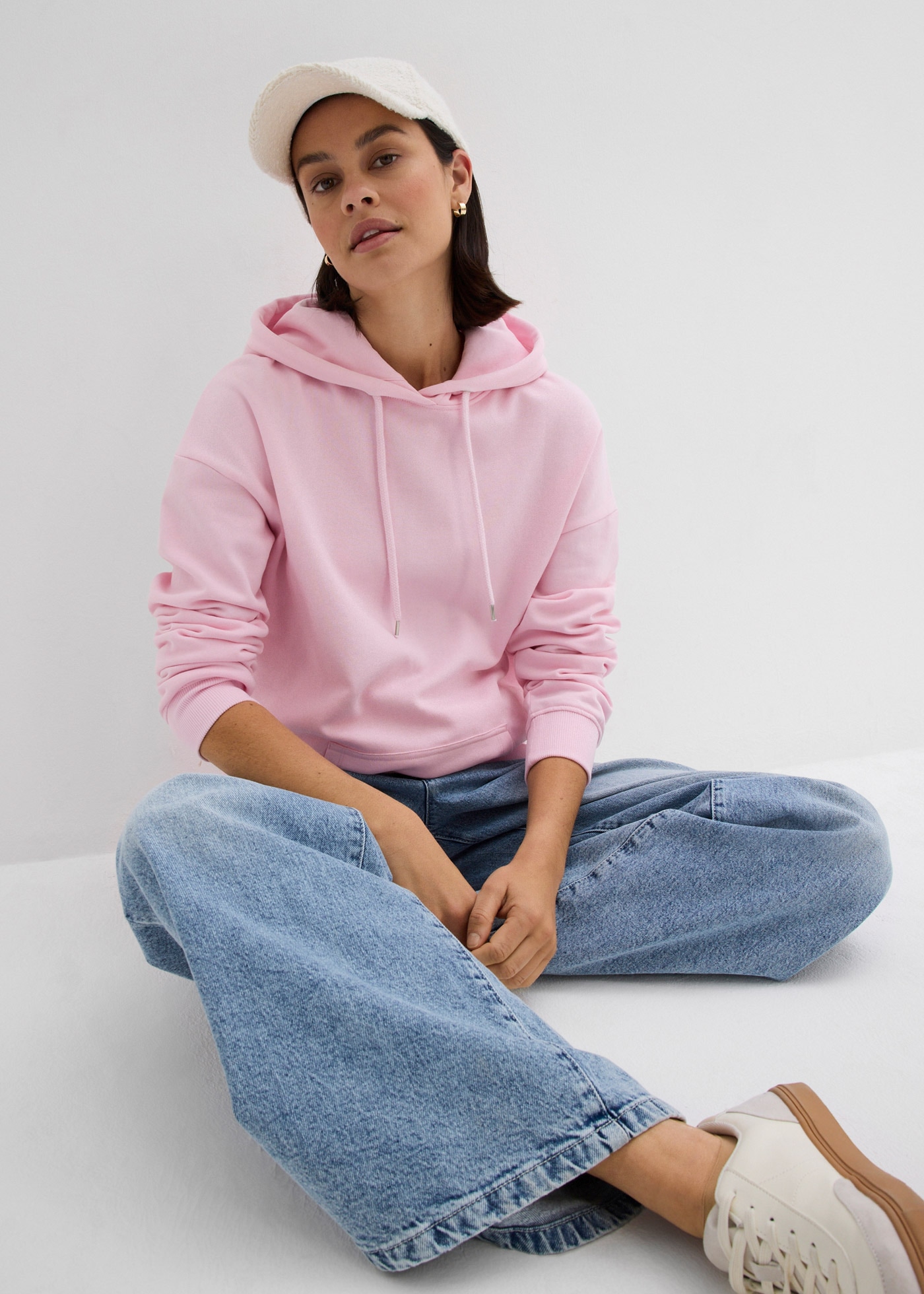 bonprix Kapuzensweatshirt , Oversize-Passform, Casual-Stil, aus Baumwolle und Polyester
