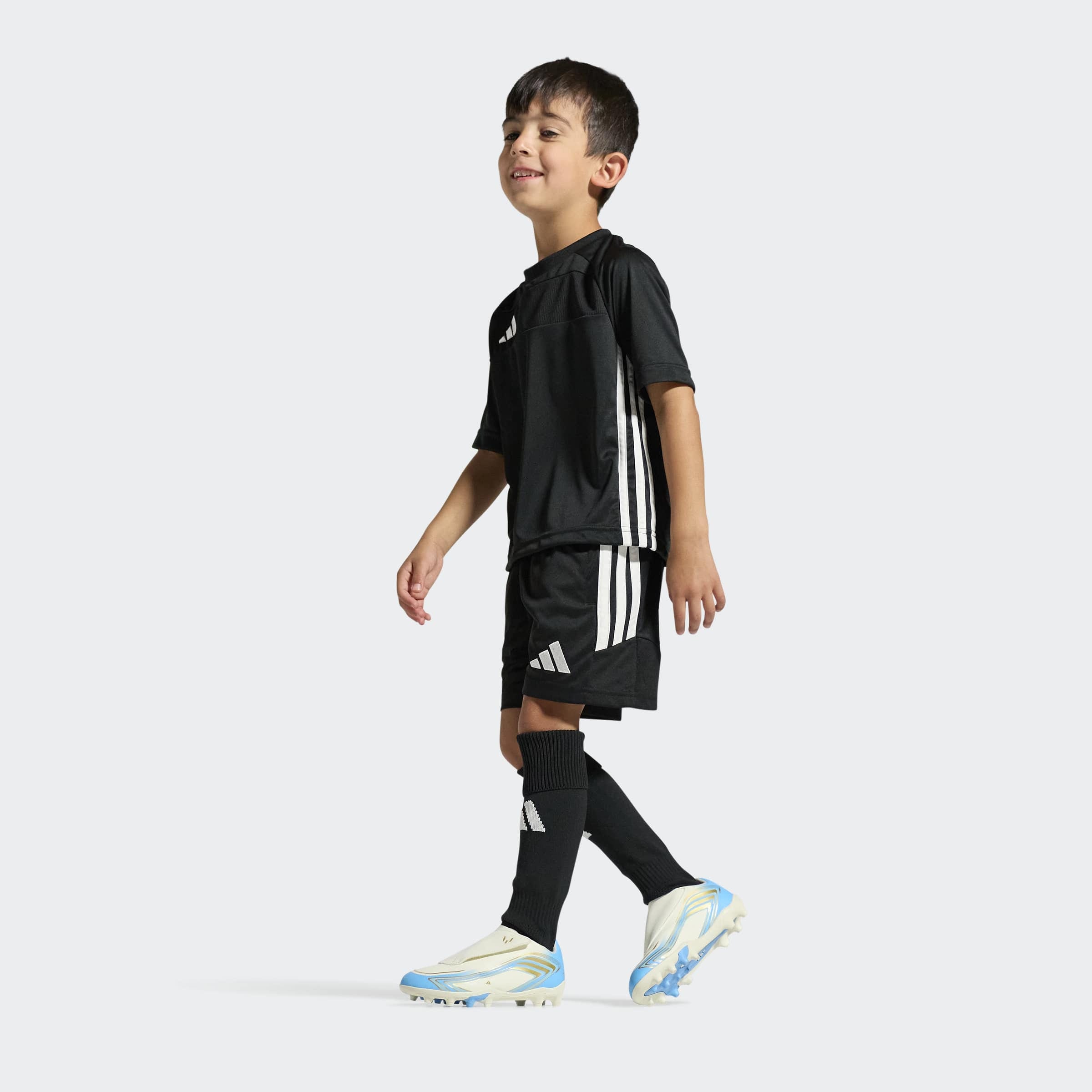 adidas Performance Fußballschuh »F50 MESSI CLUB KIDS , FESTE / GEMISCHTE BÖDEN, KLETTVERSCHLUSS«  für viele verschiedene Böden geeignet, für Jugendliche & Kinder