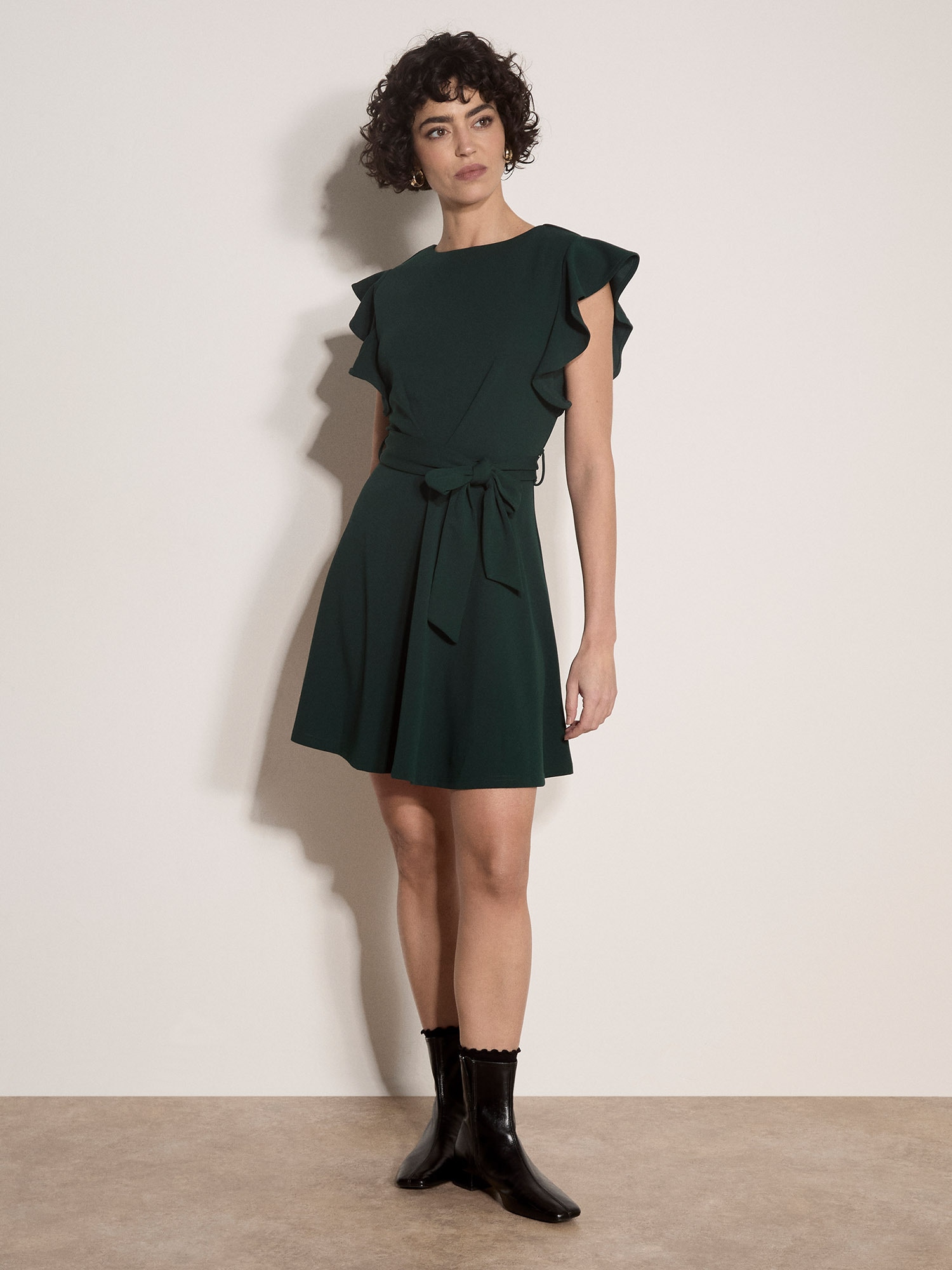Apricot Minikleid »Mini-Kleid aus Jersey-Crêpe« mit Stoffgürtel, 2 tlg. mit Rüschenärmeln