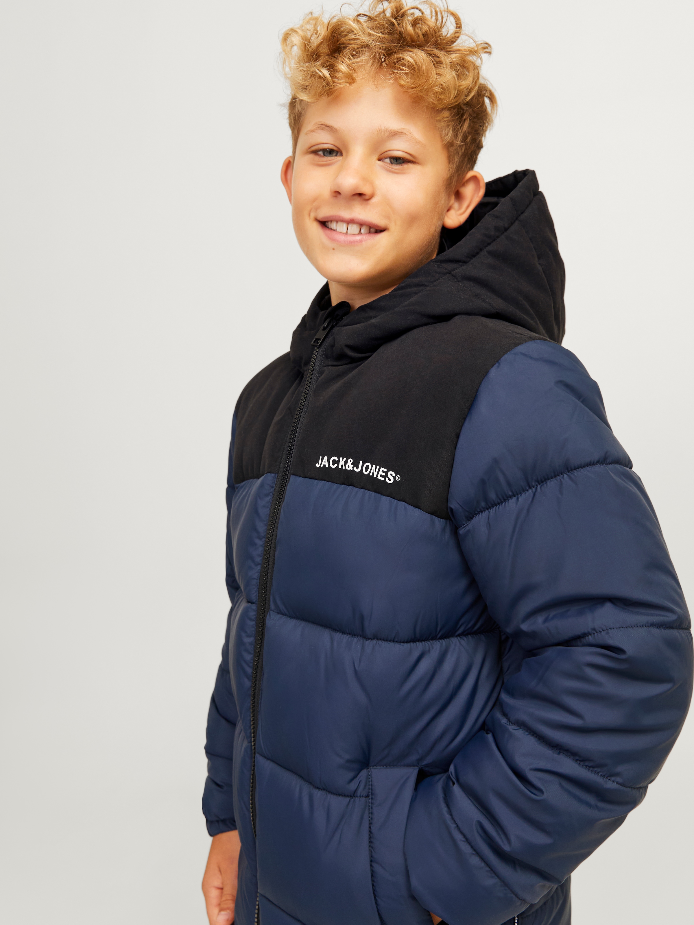 Jack & Jones Junior Outdoorjacke »JJMOON HOOD PUFFER JNR«, mit Kapuze