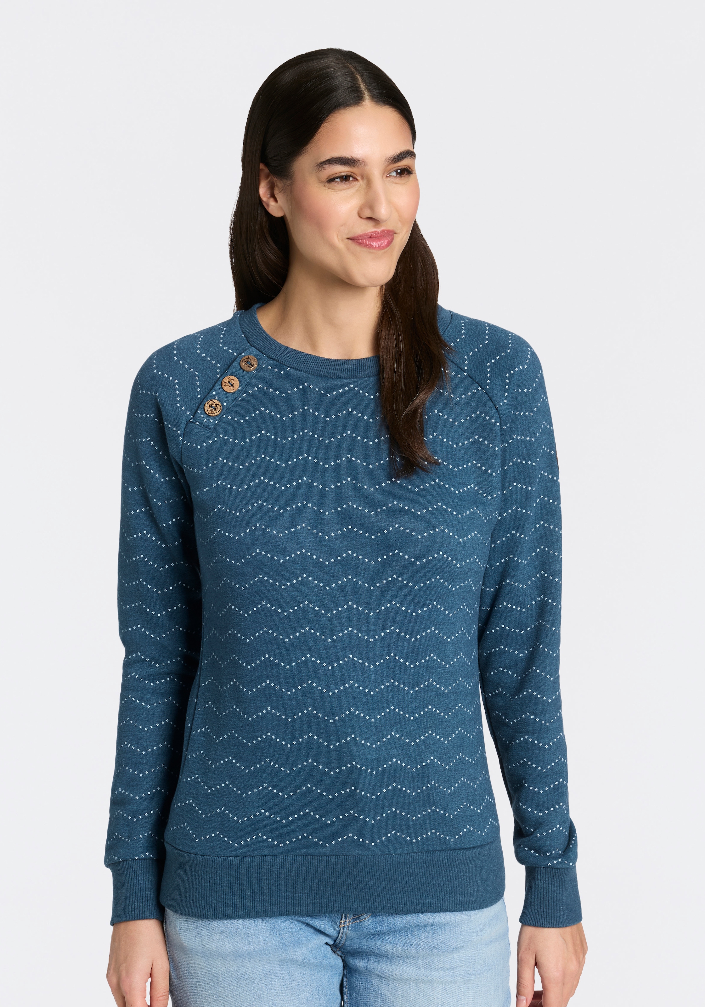 Ragwear Sweatshirt »DARIA ZIG ZAG O«, mit Zierknöpfen am Ausschnitt
