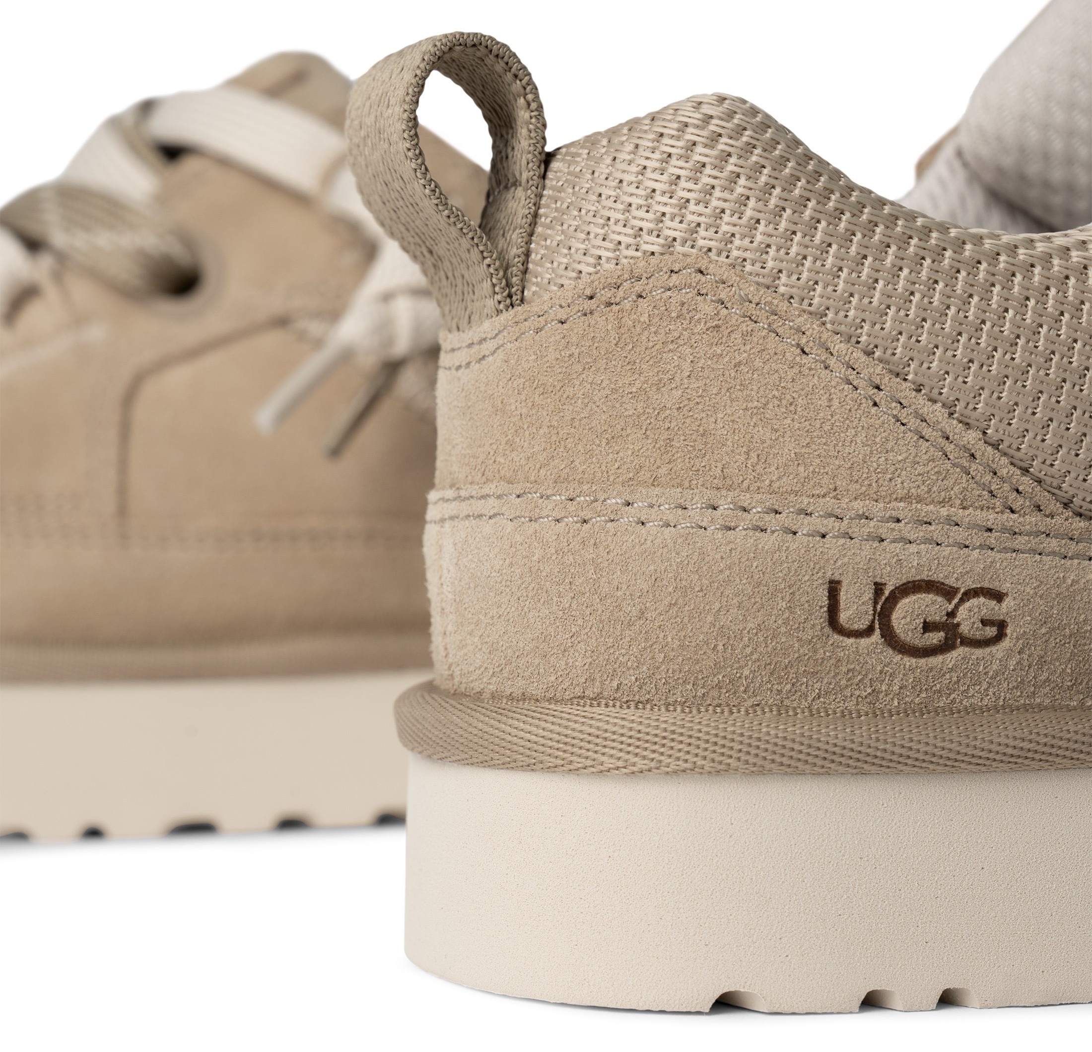 UGG Sneaker »LO LOWMEL«, Sneaker, Freizeitschuh mit trendiger Laufsohle