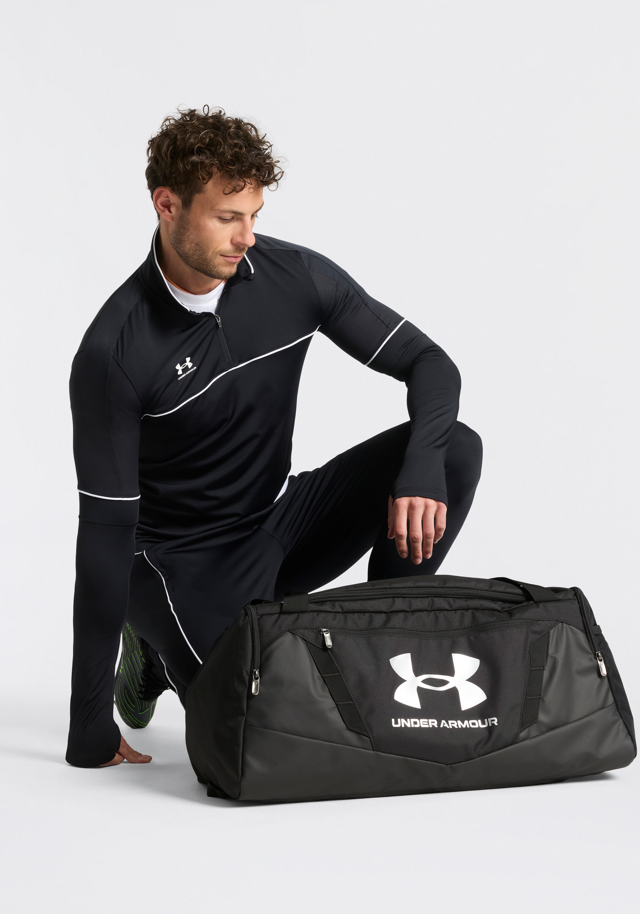 Under Armour® Sporttasche »UA UNDENIABLE 5.0 DUFFLE MD« mit 58 Liter Volumen, mit belüfteter Tasche, mit gepolstertem Boden