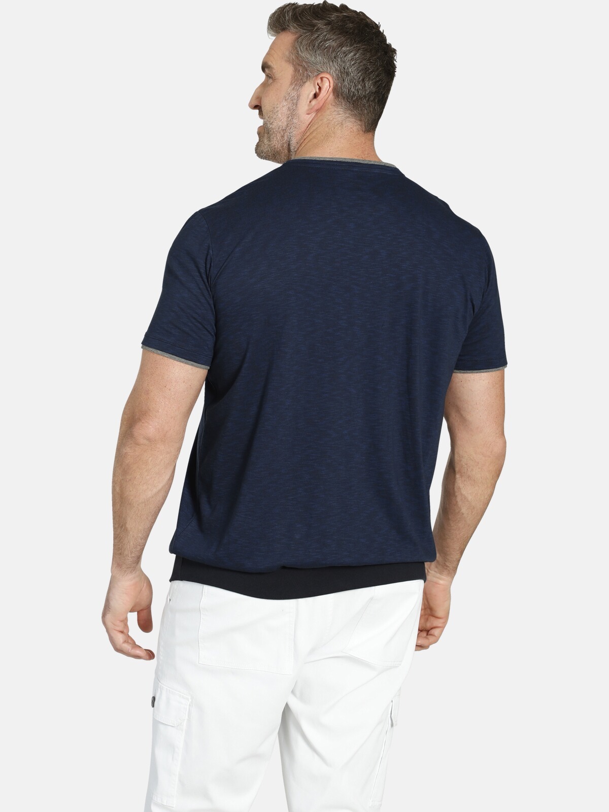Charles Colby T-Shirt »T-Shirt EARL GUINNS«, (1 tlg.), +Fit Kollektion, Saumbund