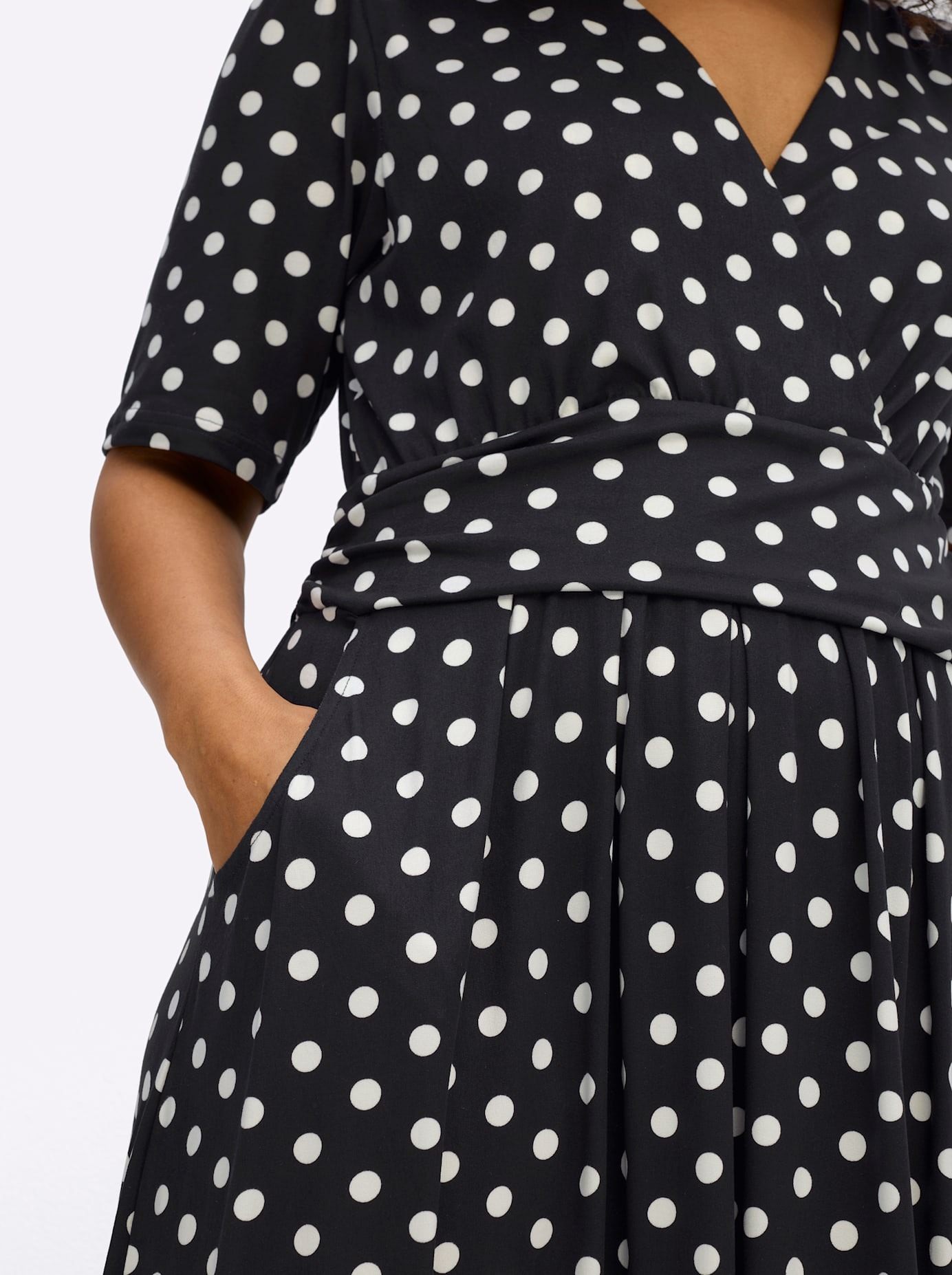 sheego by Joe Browns Jerseykleid »Jersey-Kleid« Eingrifftaschen
