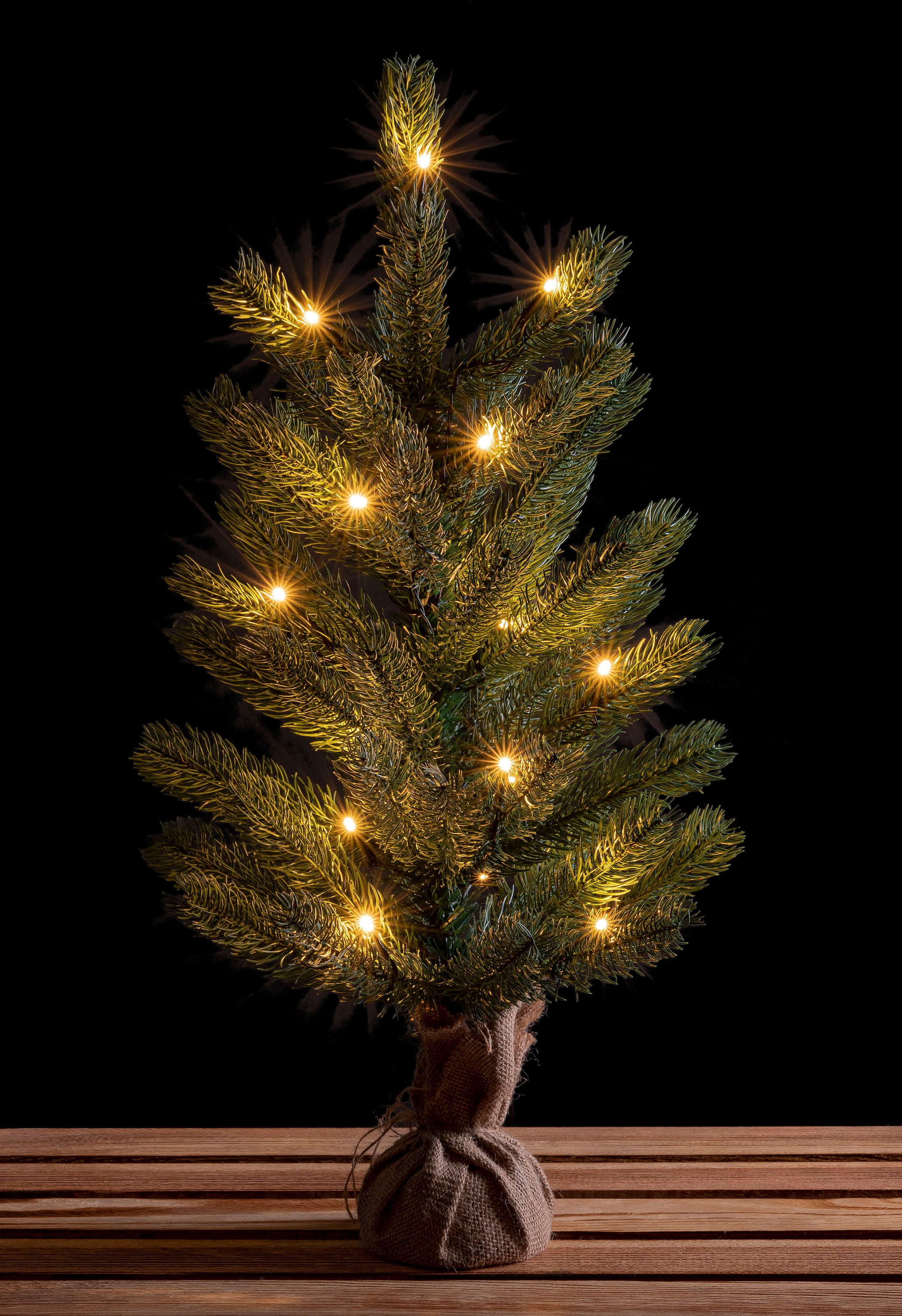 IC Winterworld Künstlicher Weihnachtsbaum »LED-Tannenbaum, künstlicher  Christbaum, Höhe ca. 60 cm«, Nordmanntanne, Weihnachtsdeko mit Jutebeutel  um den Betonfuß, Batteriebetrieb kaufen bei OTTO