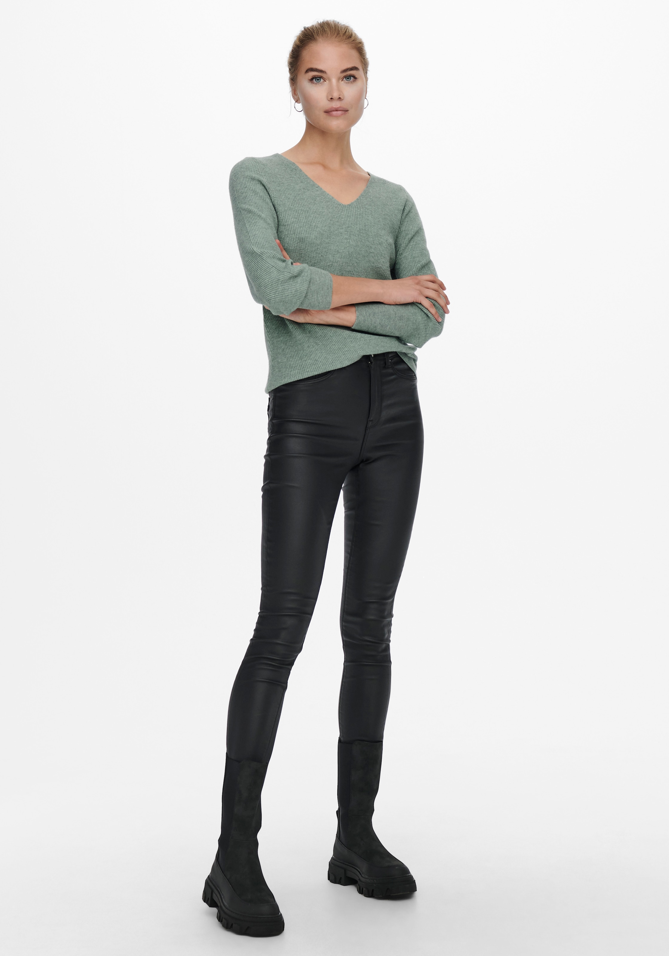 ONLY V-Ausschnitt-Pullover »ONLATIA L/S V-NECK CUFF KNT«