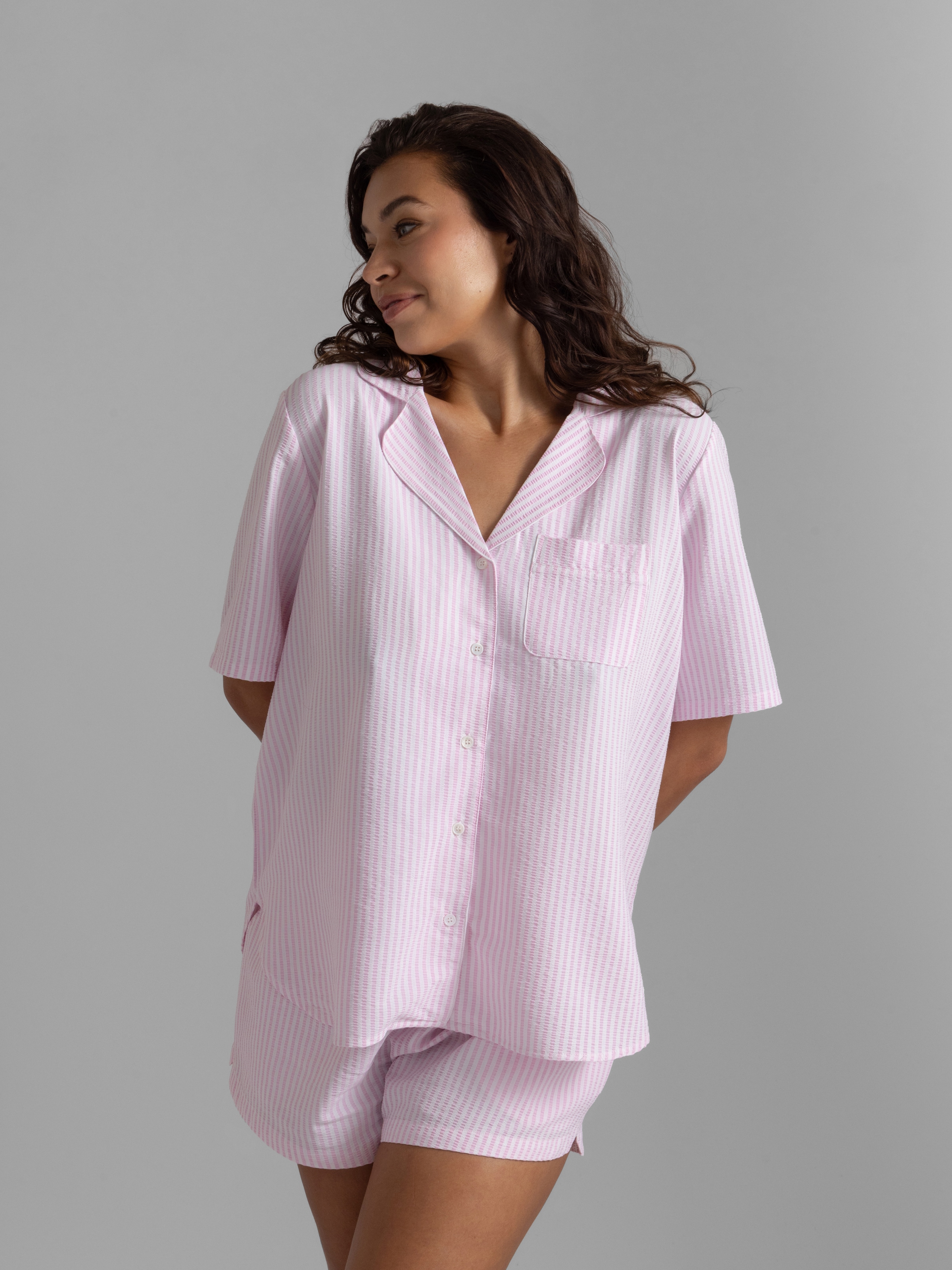 Dorina Pyjamaoberteil »Diana« V-Ausschnitt, feine Streifen, Kurzarm, weich, leicht