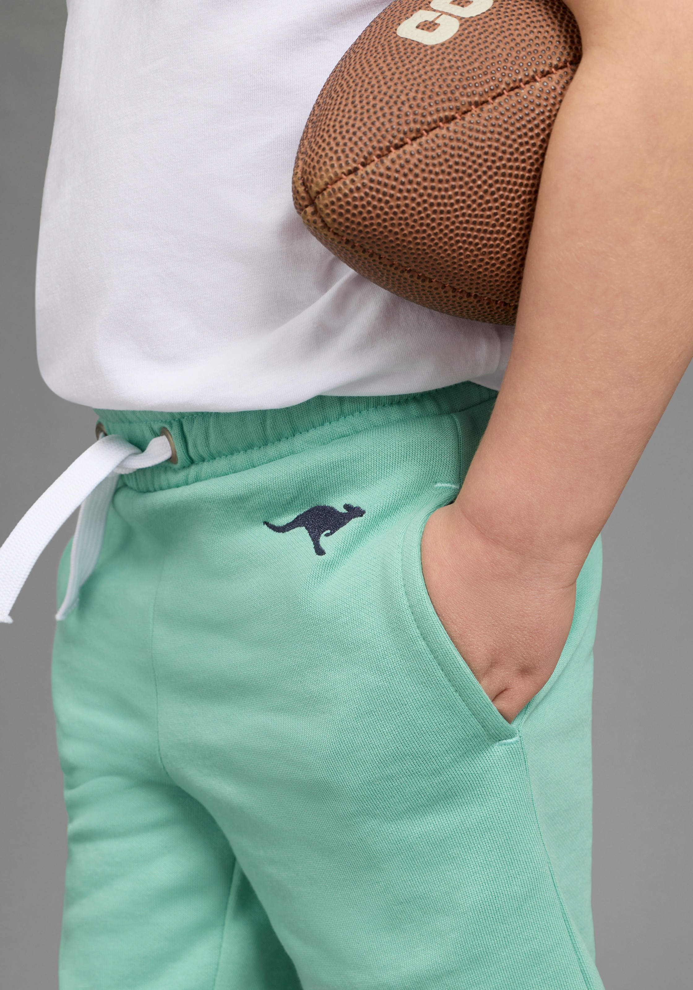 KangaROOS Sweatshorts »Kangaroos Sweatbermudas für Jungen«  gerade Beinform, mit Gummizug und Bindeband im Bund