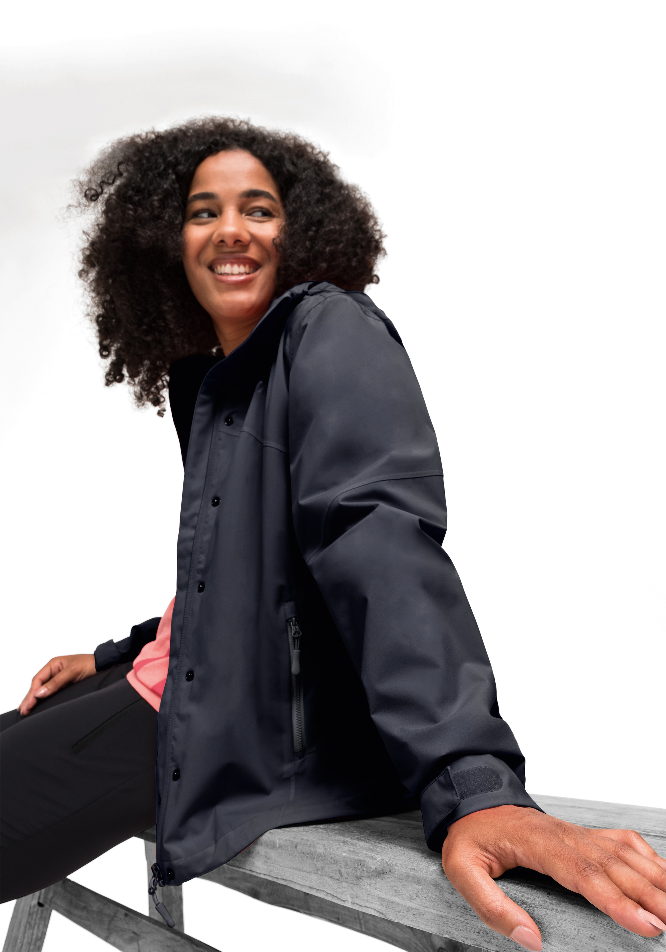 Maier Sports Regenjacke »Metor rec W« Damen Jacke mit Kapuze, Windjacke wasserdicht atmungsaktiv, Reg. Fit