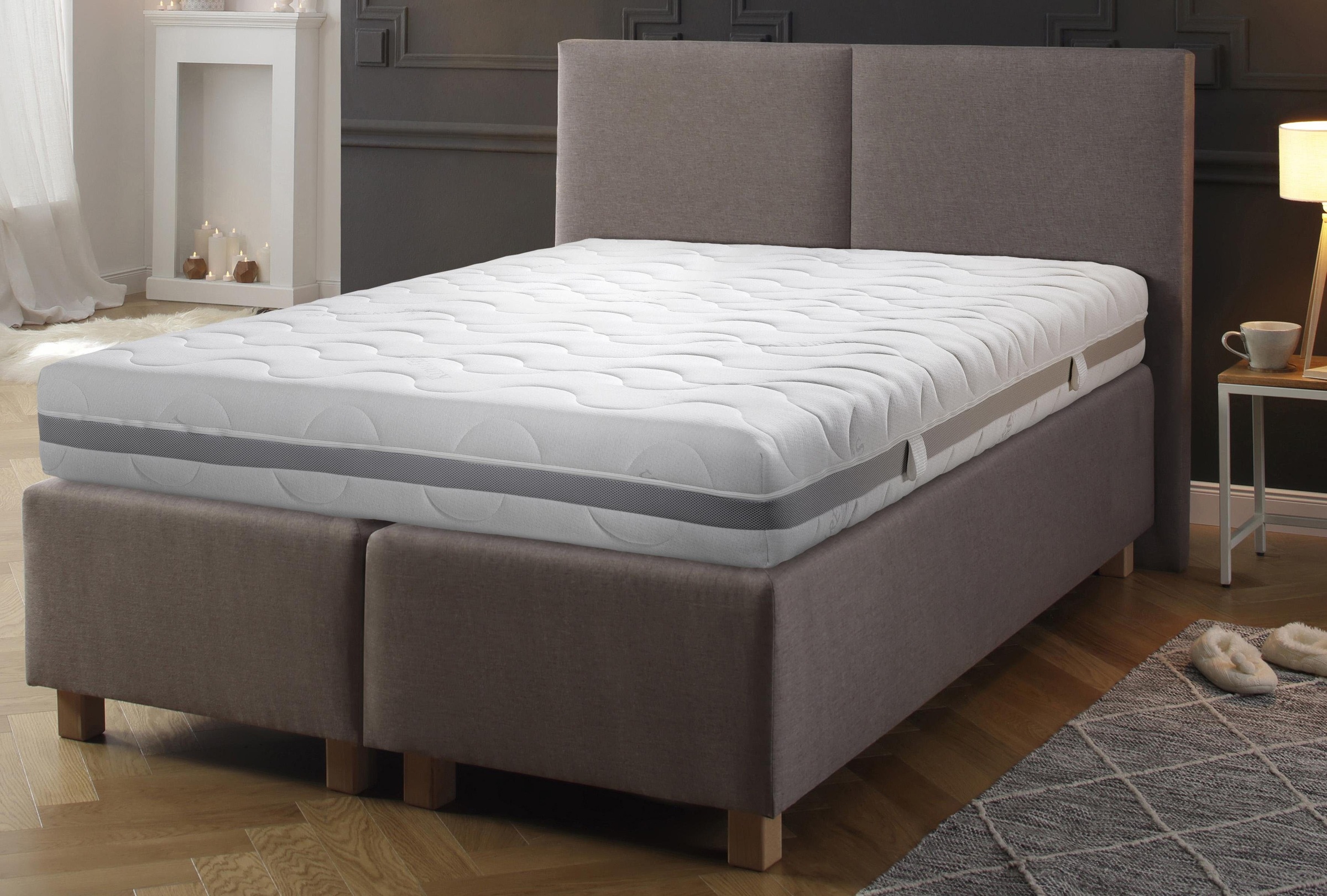Beco Komfortschaummatratze »Sanicare Luxus & Klima«, 23 cm cm hoch, Raumgewicht: 28 kg/m³, (1 St.), Top-Hygiene, Komfort und Allergie-Schutz
