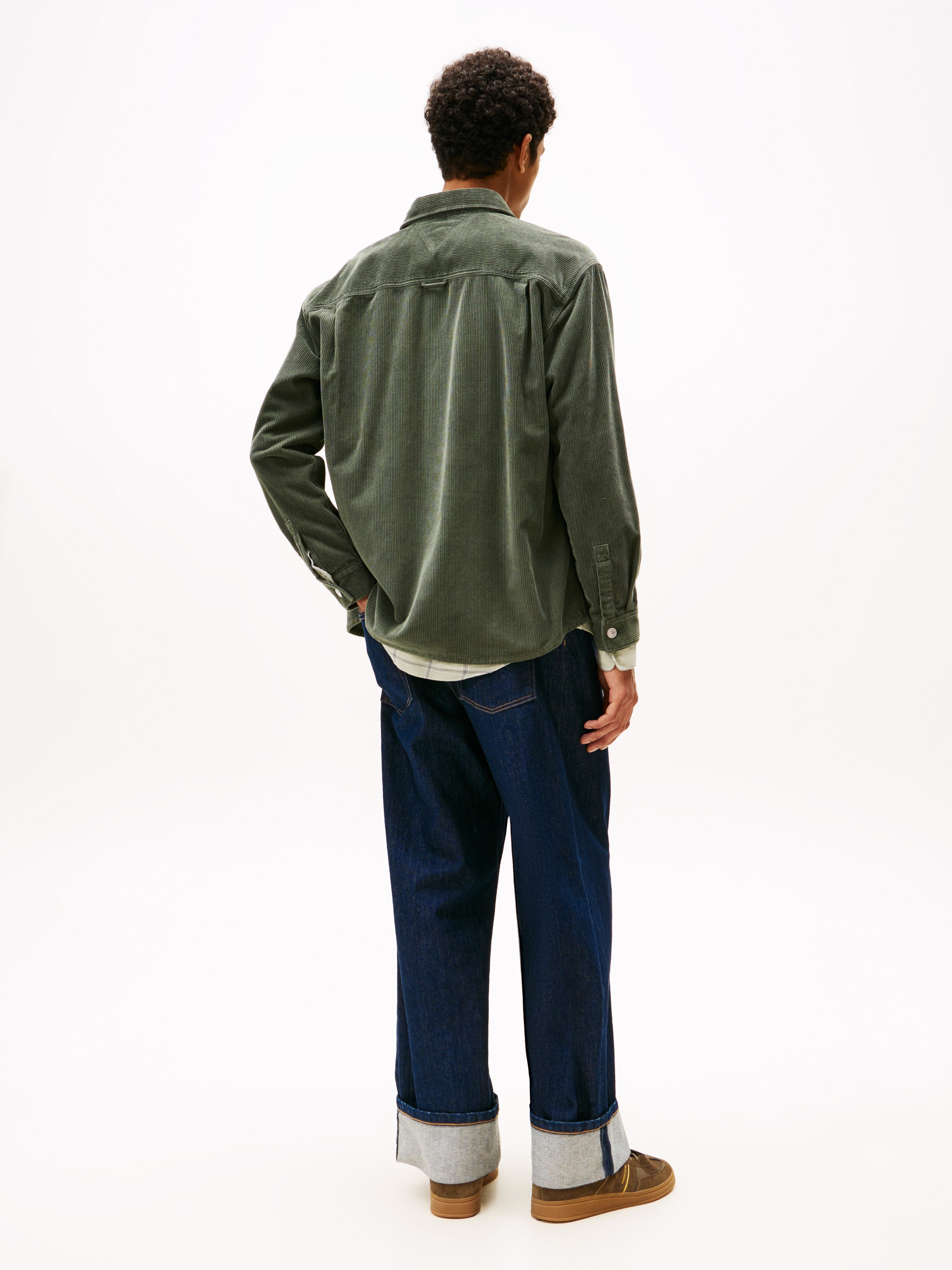 Tommy Jeans Langarmhemd »WASHED CORD SHIRT«, Relaxed fit mit Rundhalsausschnitt