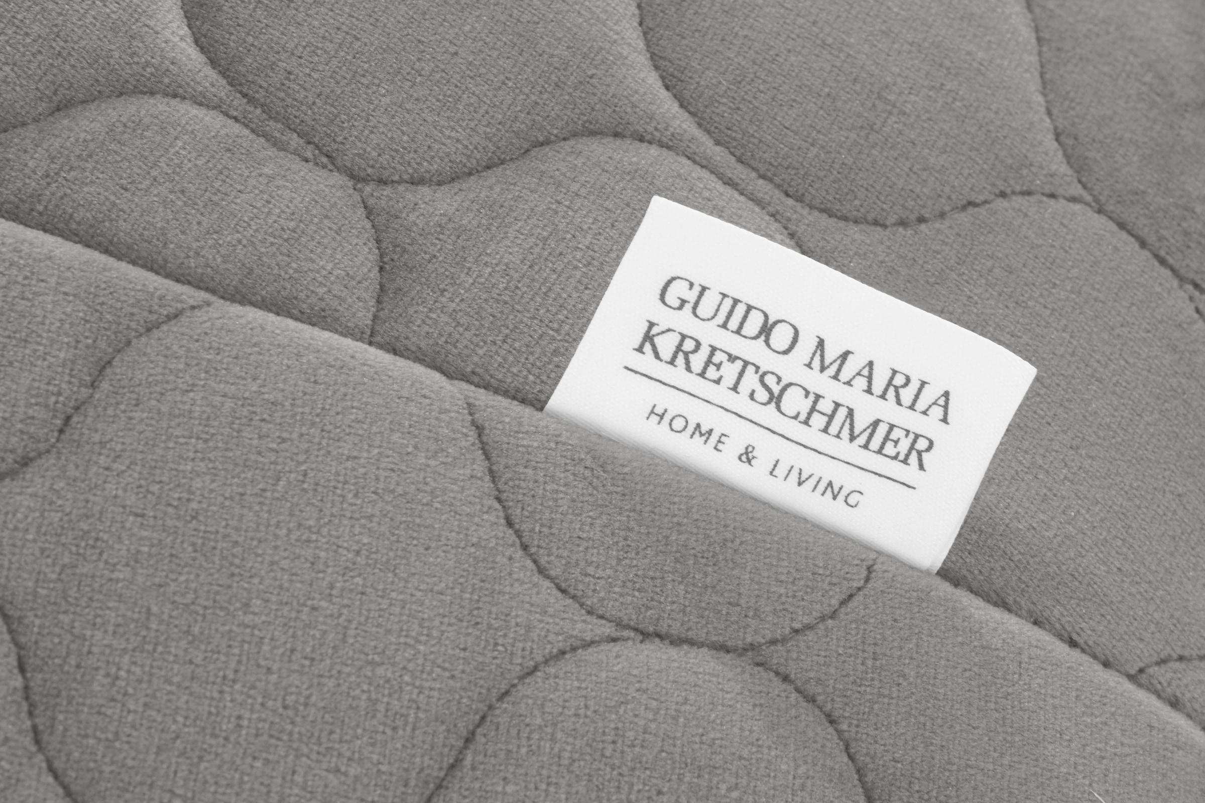 Guido Maria Kretschmer Home&Living Sessel »Oradea Cocktailsessel«, mit eleganter Steppung auf Rückseite der Rückenlehne